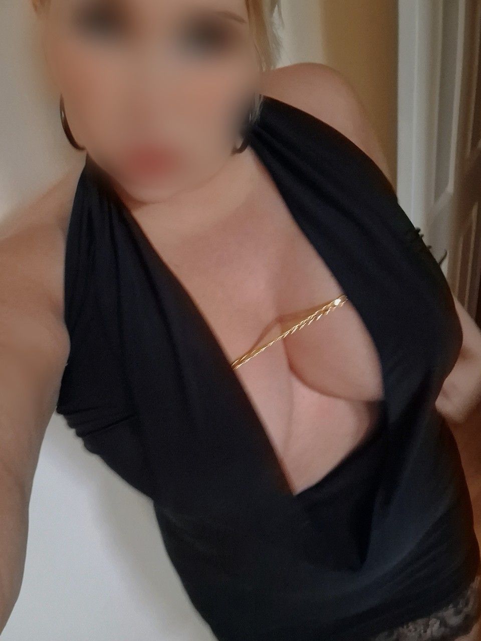 https://cdn.adultwork.com/gallery/G13/9762984.jpg