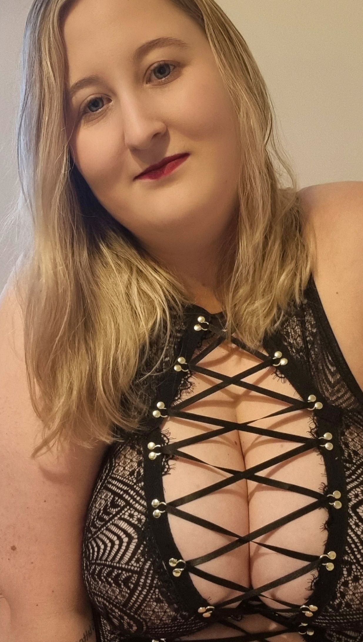 https://cdn.adultwork.com/gallery/G13/9763048.jpg