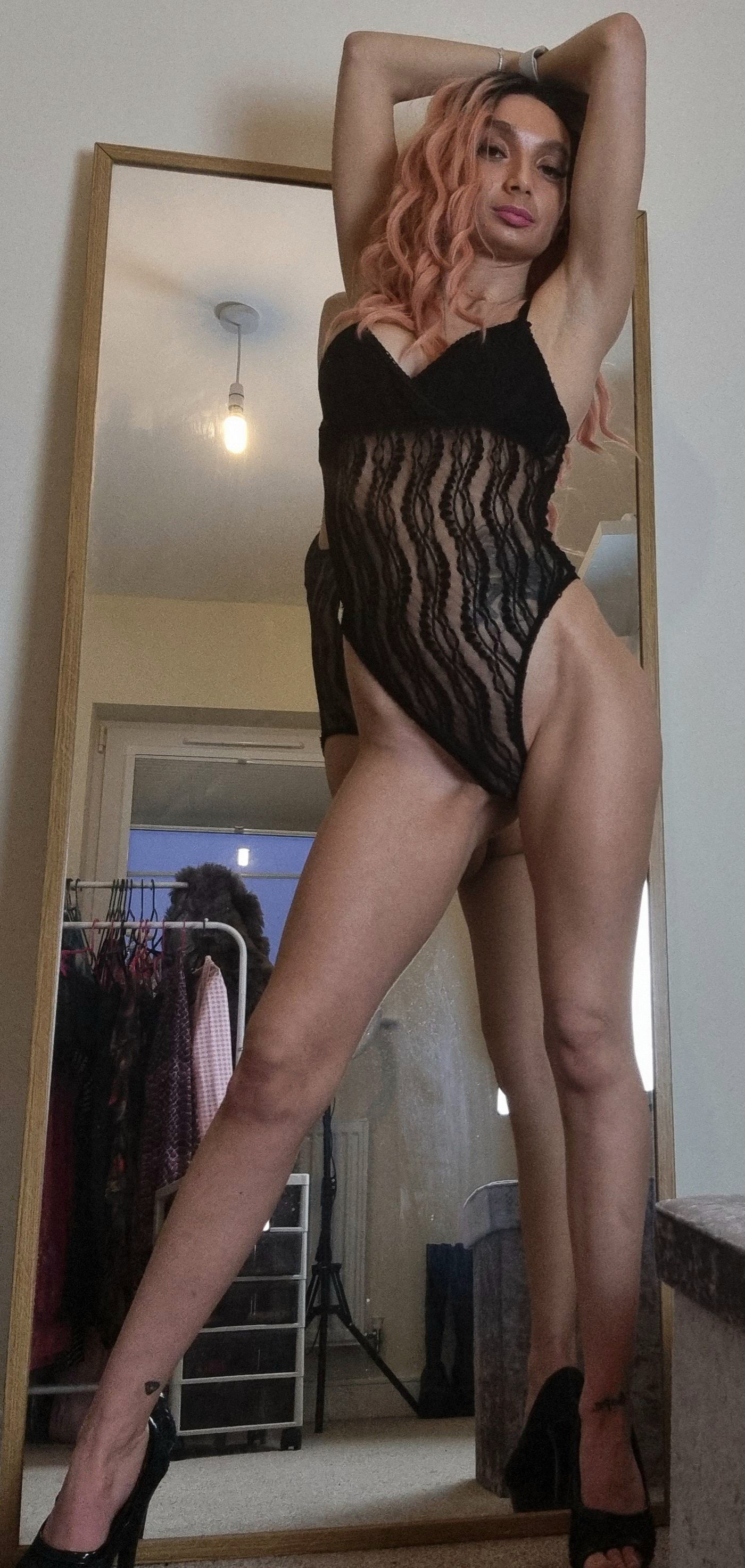 https://cdn.adultwork.com/gallery/G13/9765213.jpg