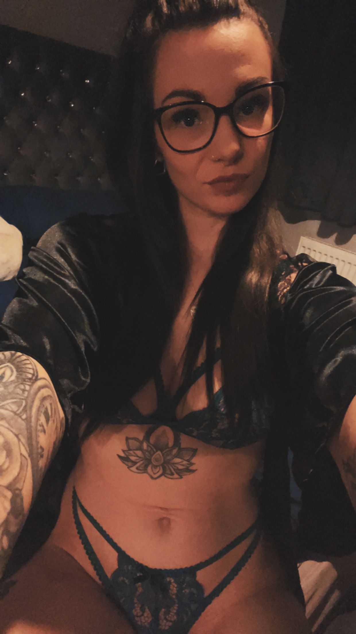 https://cdn.adultwork.com/gallery/G13/9765782.jpg