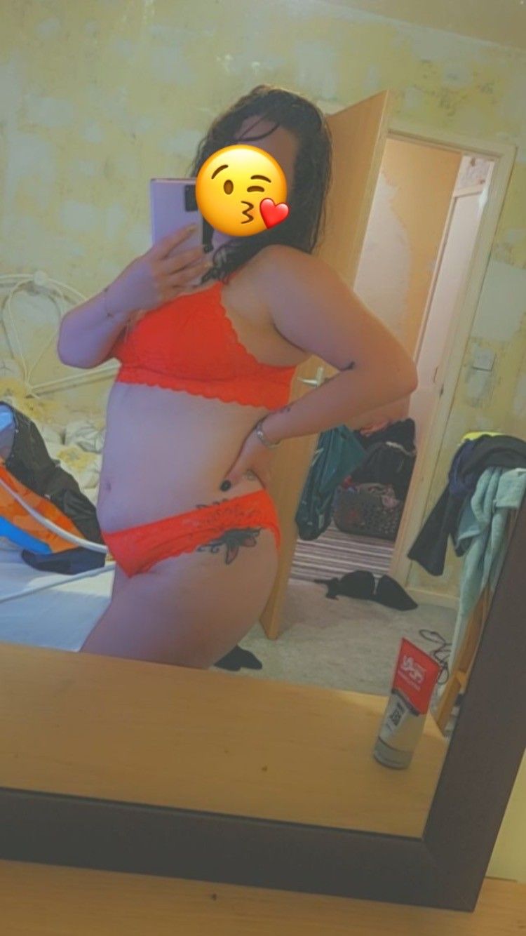 https://cdn.adultwork.com/gallery/G13/9766651.jpg