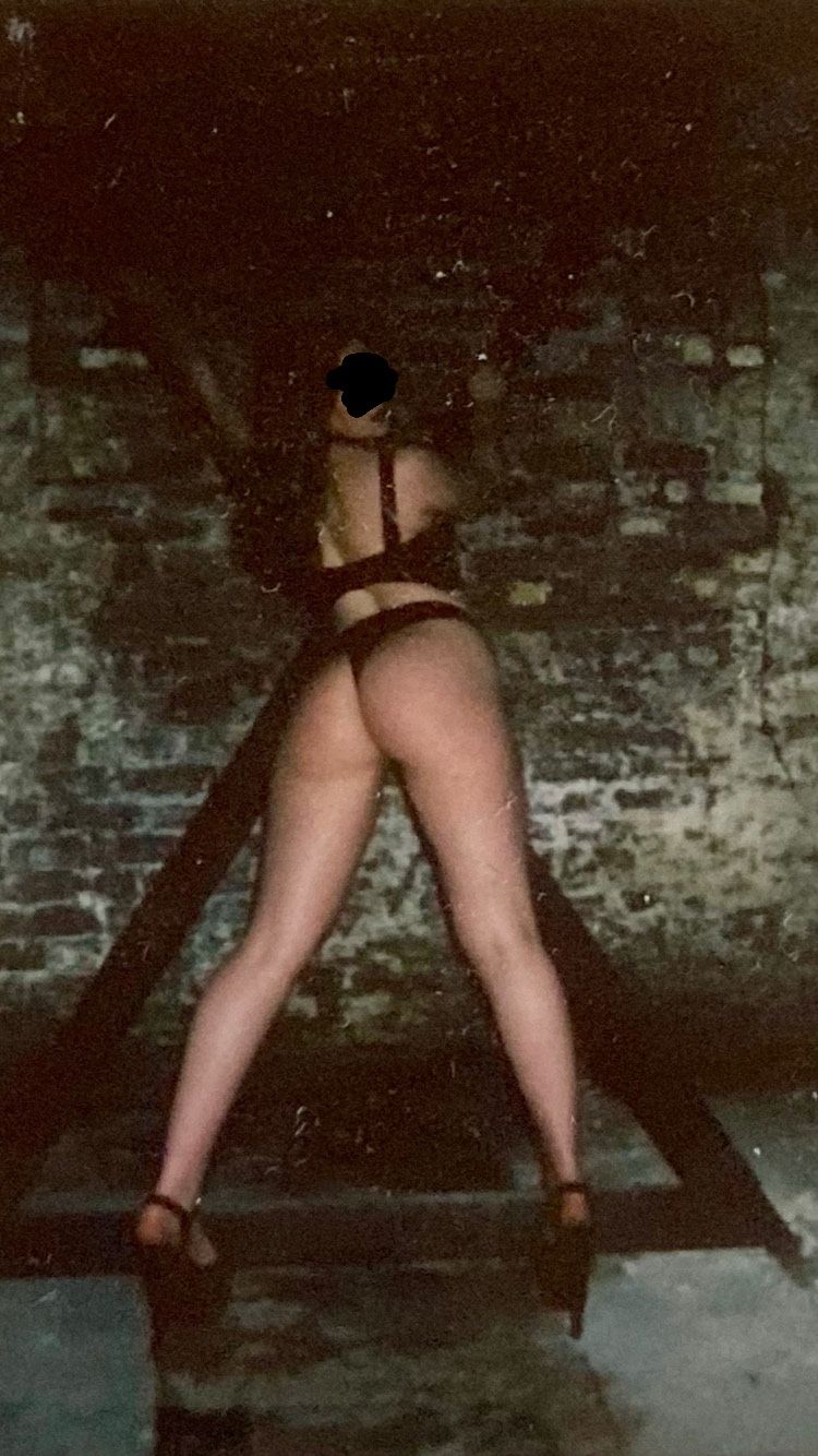 https://cdn.adultwork.com/gallery/G13/9771163.jpg