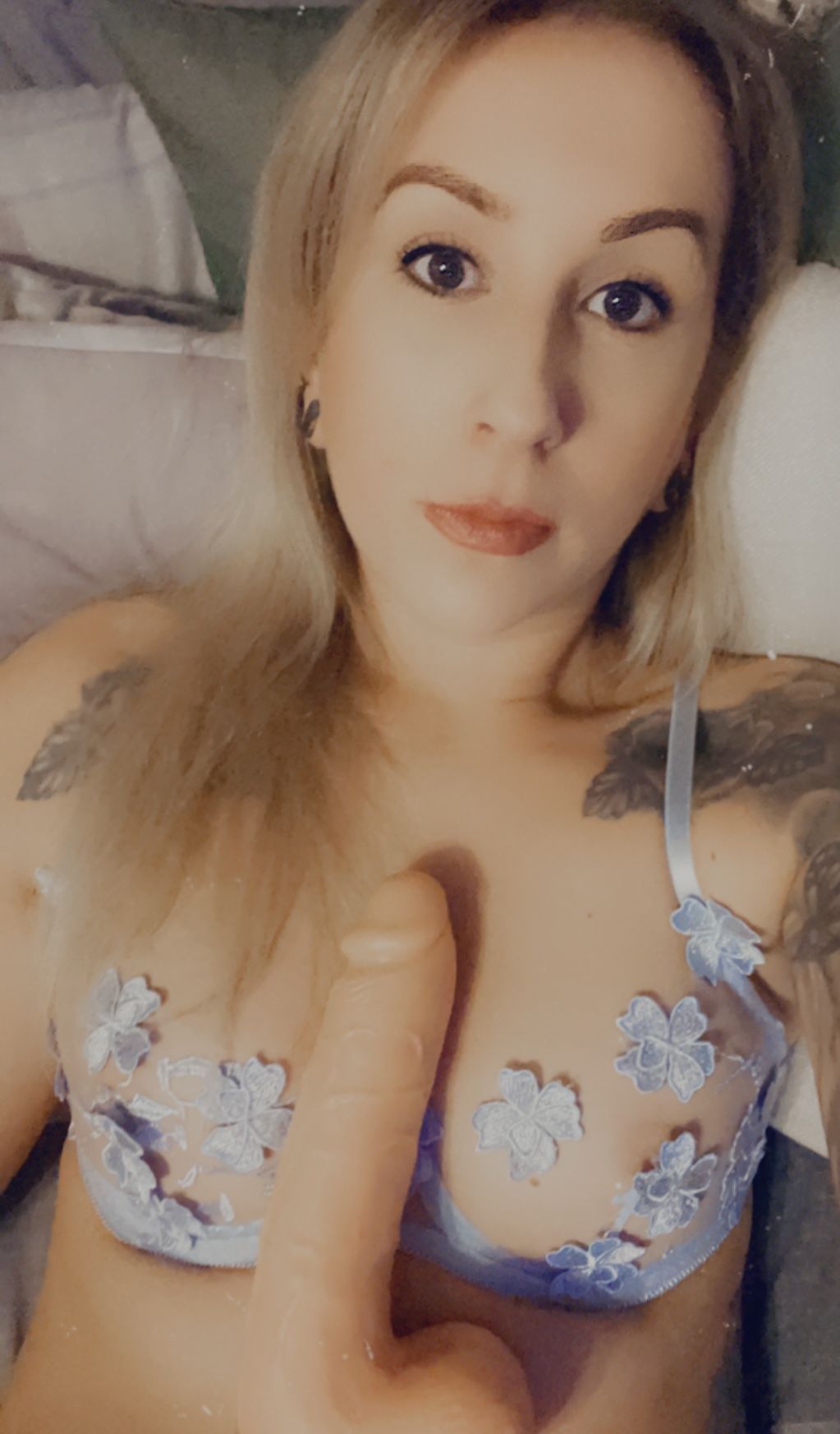 https://cdn.adultwork.com/gallery/G13/9771873.jpg