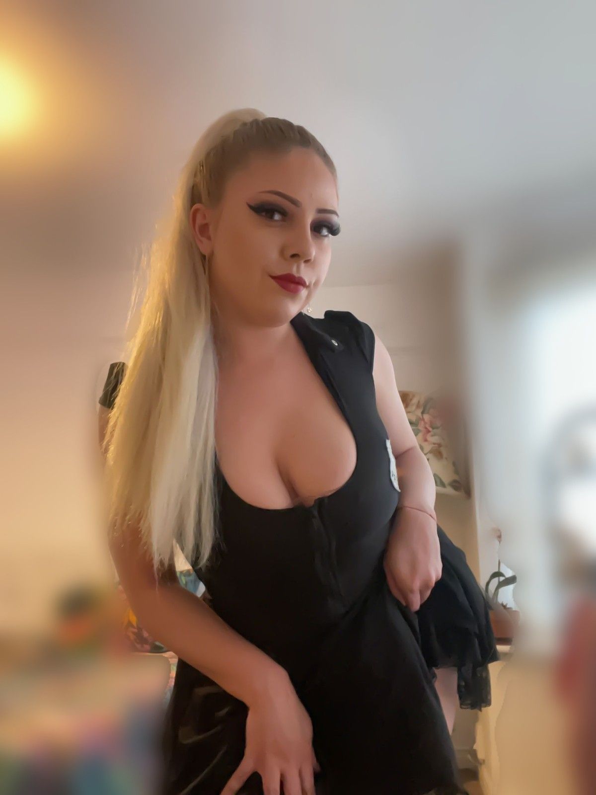 https://cdn.adultwork.com/gallery/G13/9774438.jpg