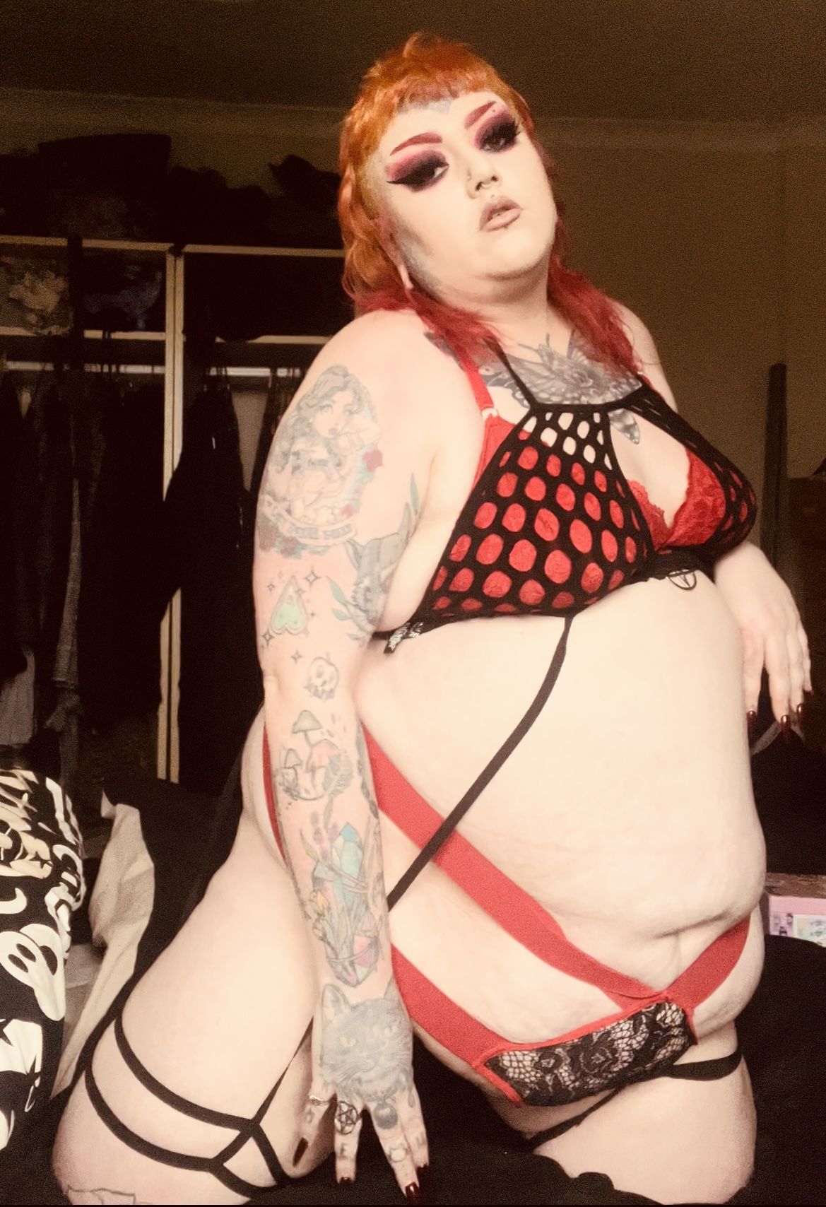 https://cdn.adultwork.com/gallery/G13/9791179.jpg