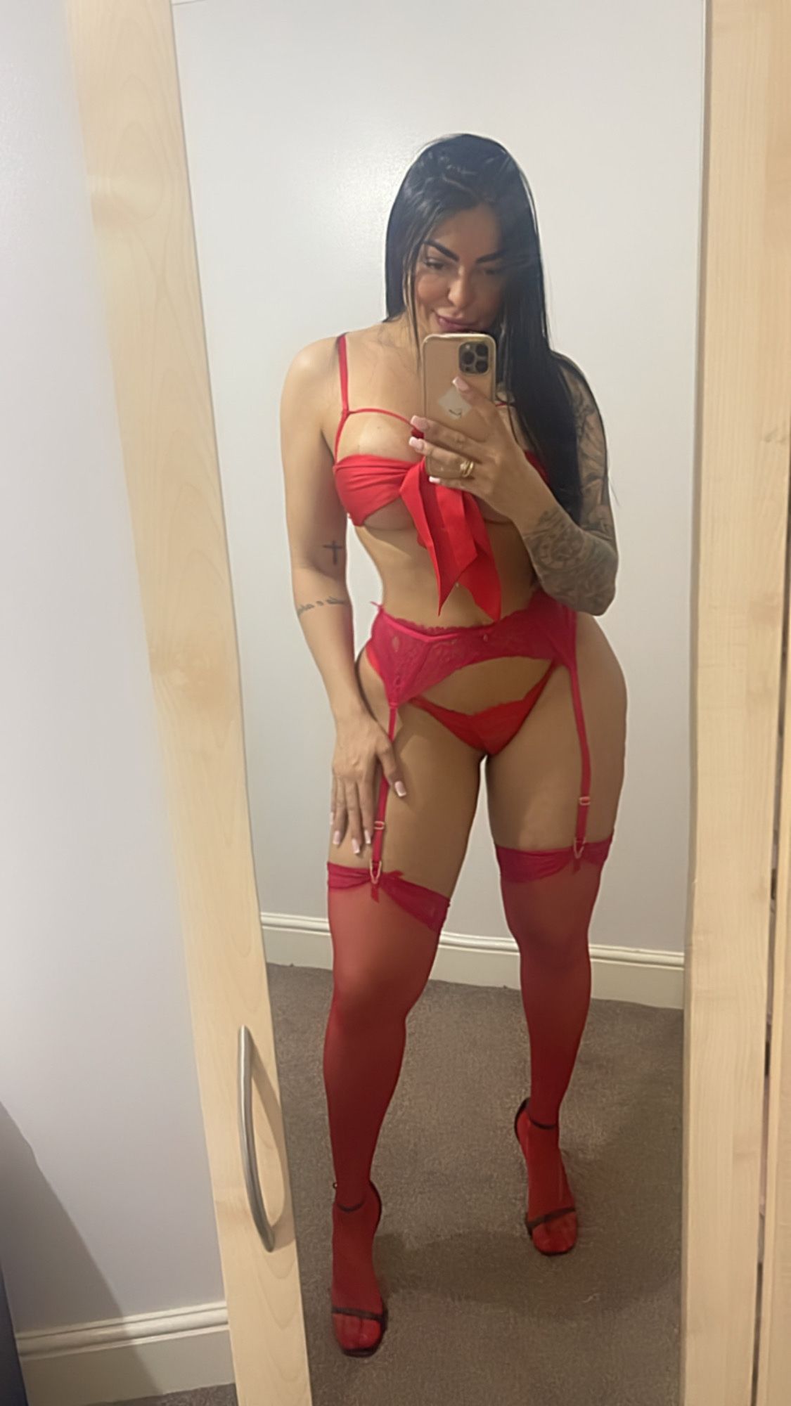 https://cdn.adultwork.com/gallery/G13/9791451.jpg