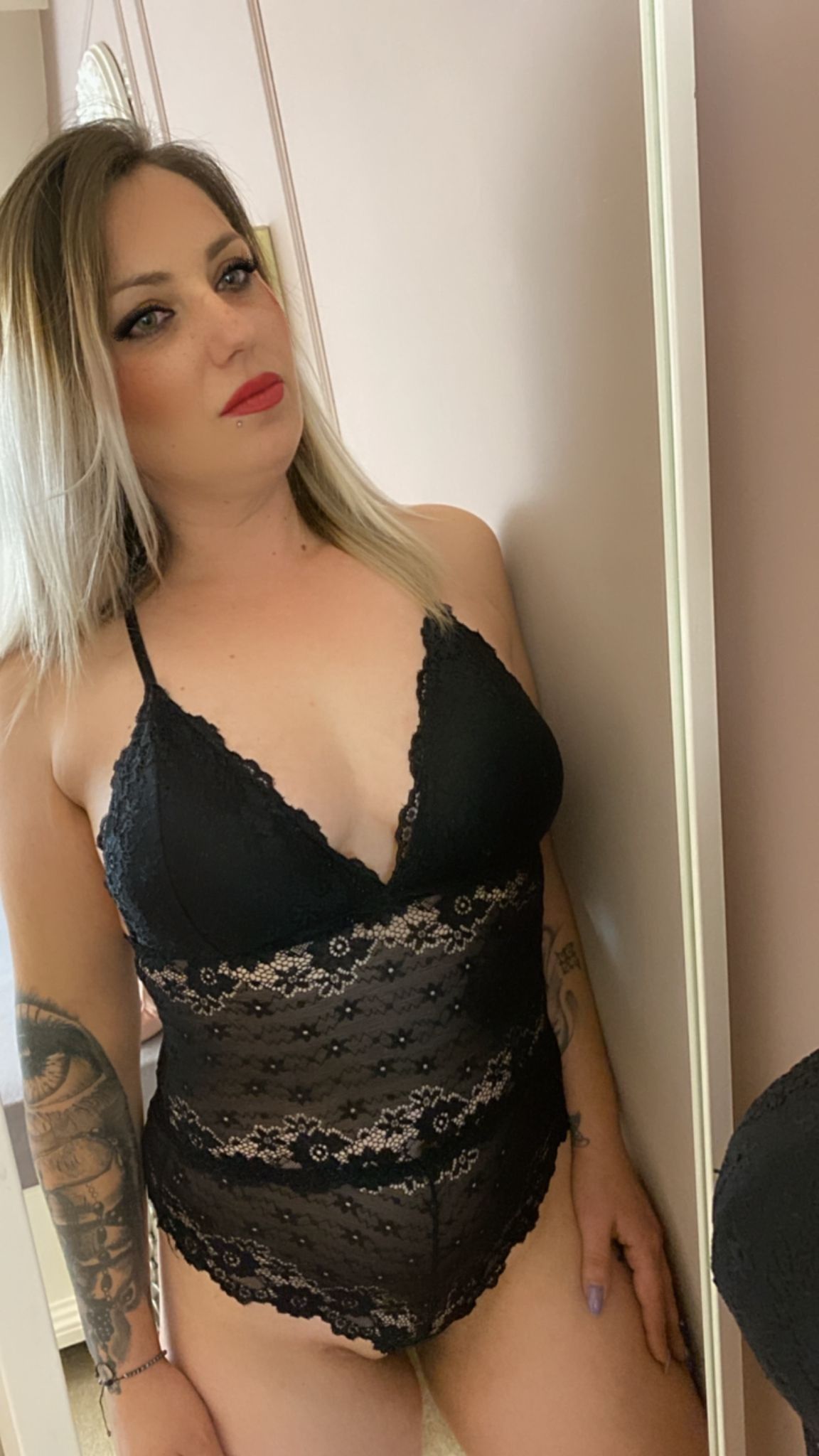 https://cdn.adultwork.com/gallery/G13/9792683.jpg