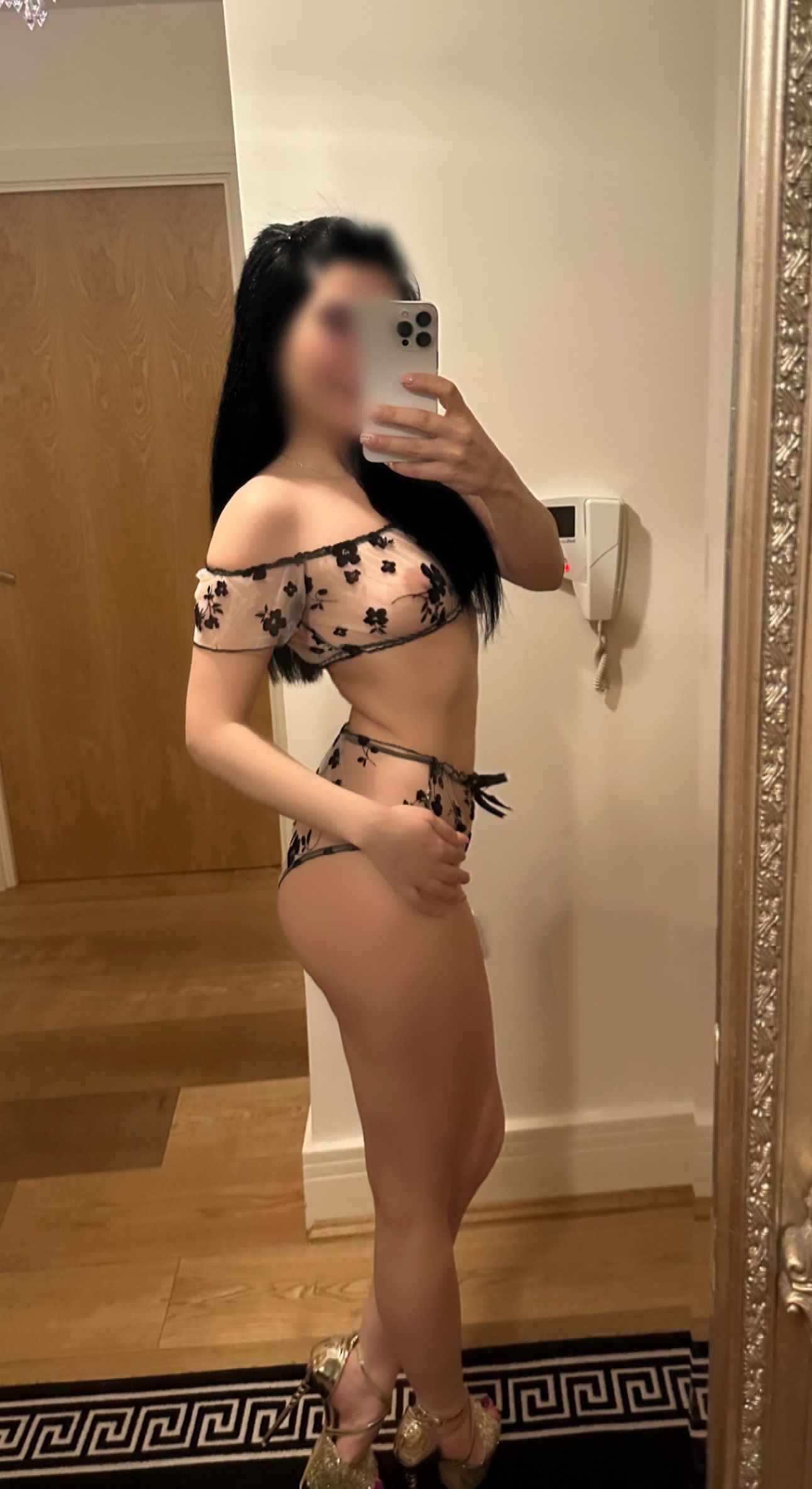 https://cdn.adultwork.com/gallery/G13/9792864.jpg