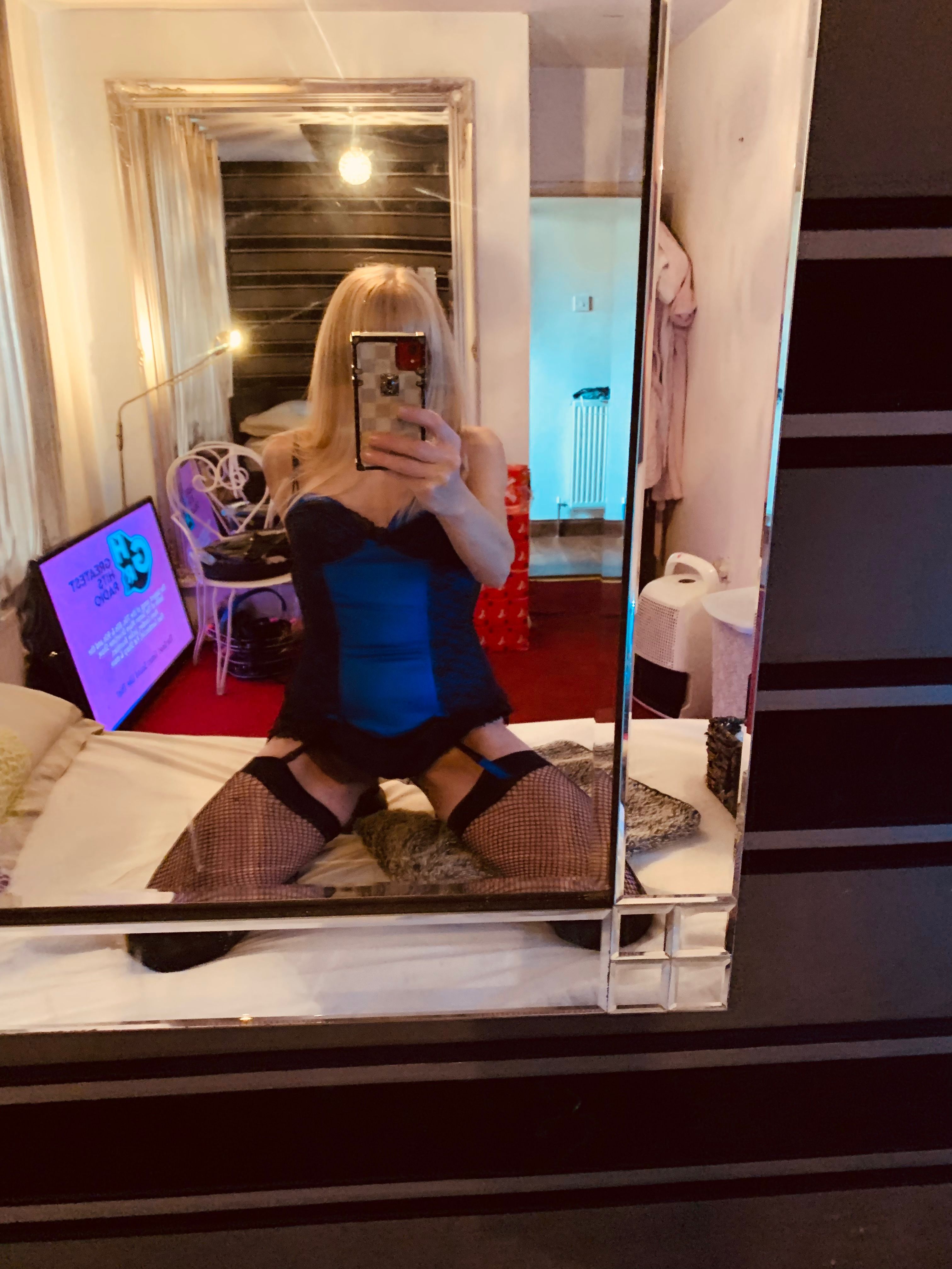 https://cdn.adultwork.com/gallery/G13/9794086.jpg