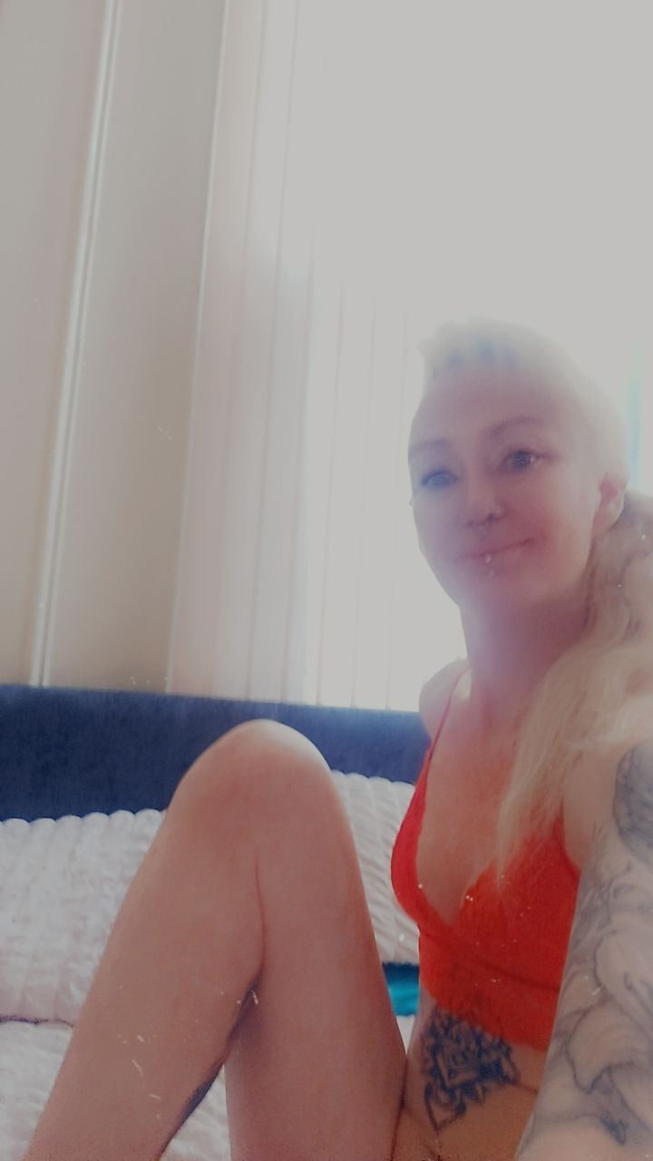 https://cdn.adultwork.com/gallery/G13/9803768.jpg