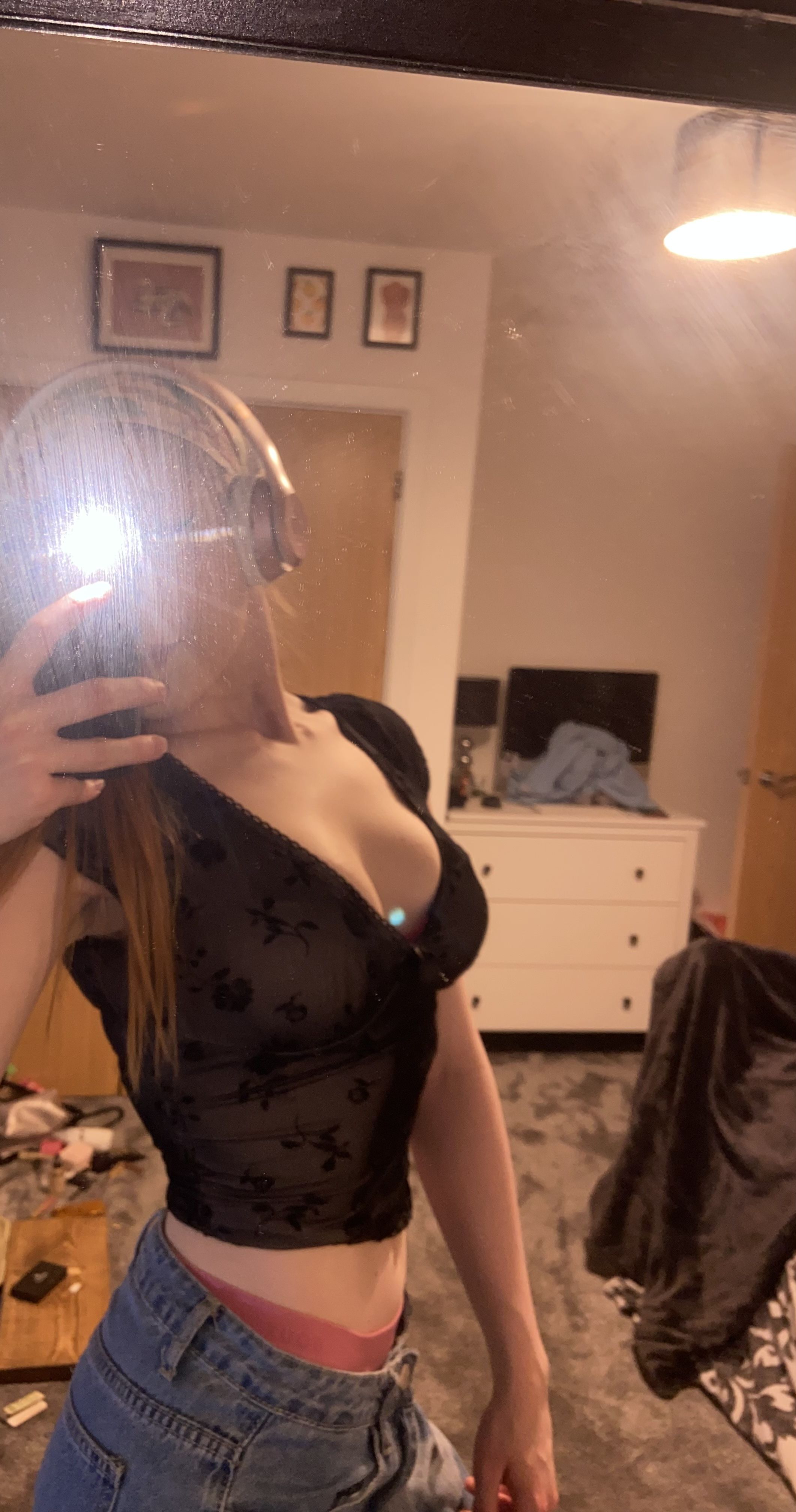 https://cdn.adultwork.com/gallery/G13/9813875.jpg