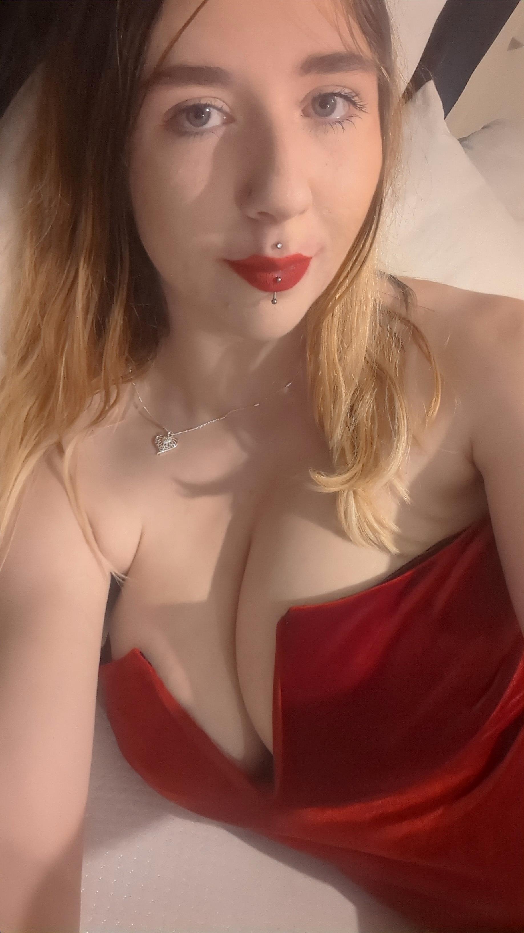 https://cdn.adultwork.com/gallery/G14/10339329.jpg