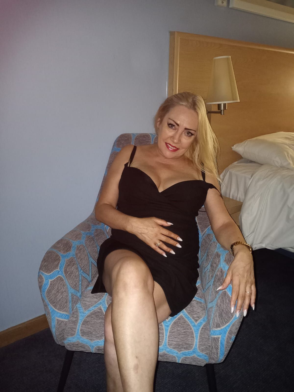 https://cdn.adultwork.com/gallery/G14/10349464.jpg