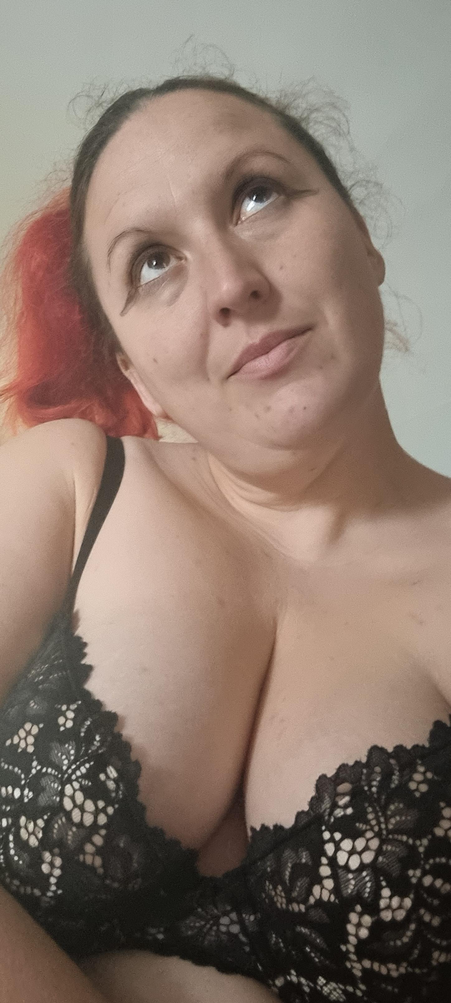 https://cdn.adultwork.com/gallery/G14/10363215.jpg