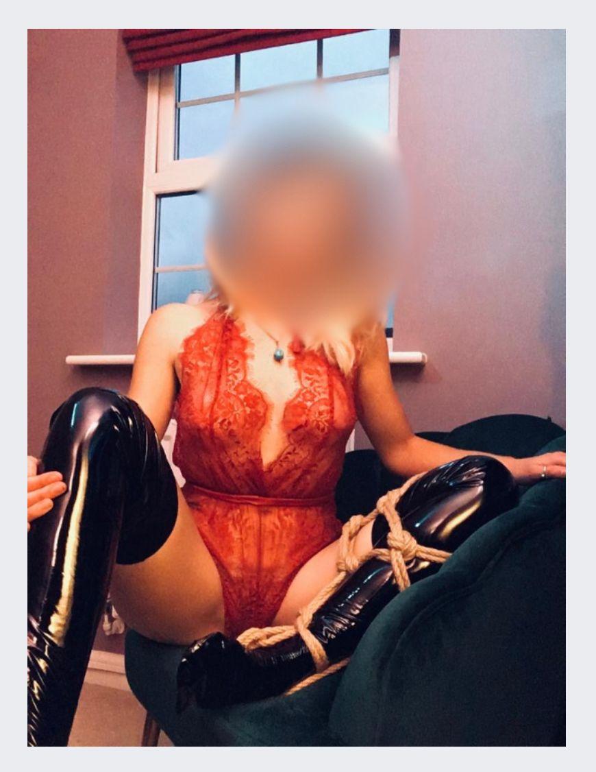 https://cdn.adultwork.com/gallery/G14/10364294.jpg