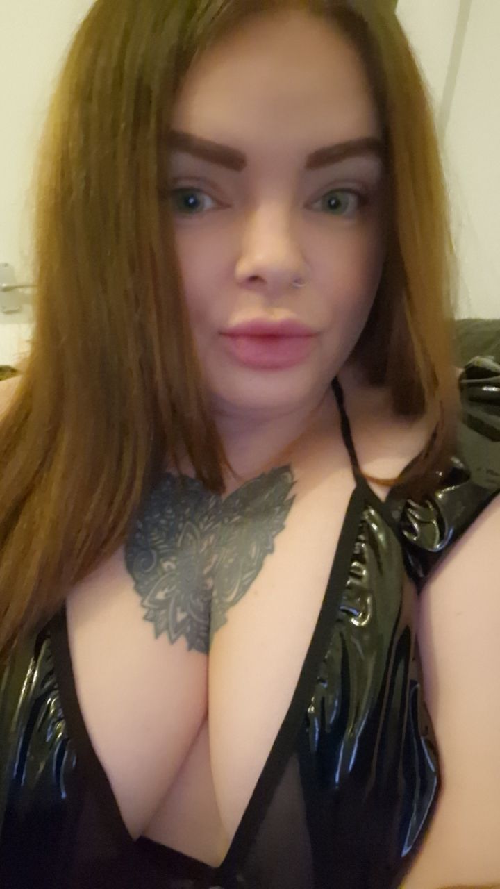 https://cdn.adultwork.com/gallery/G14/10364396.jpg