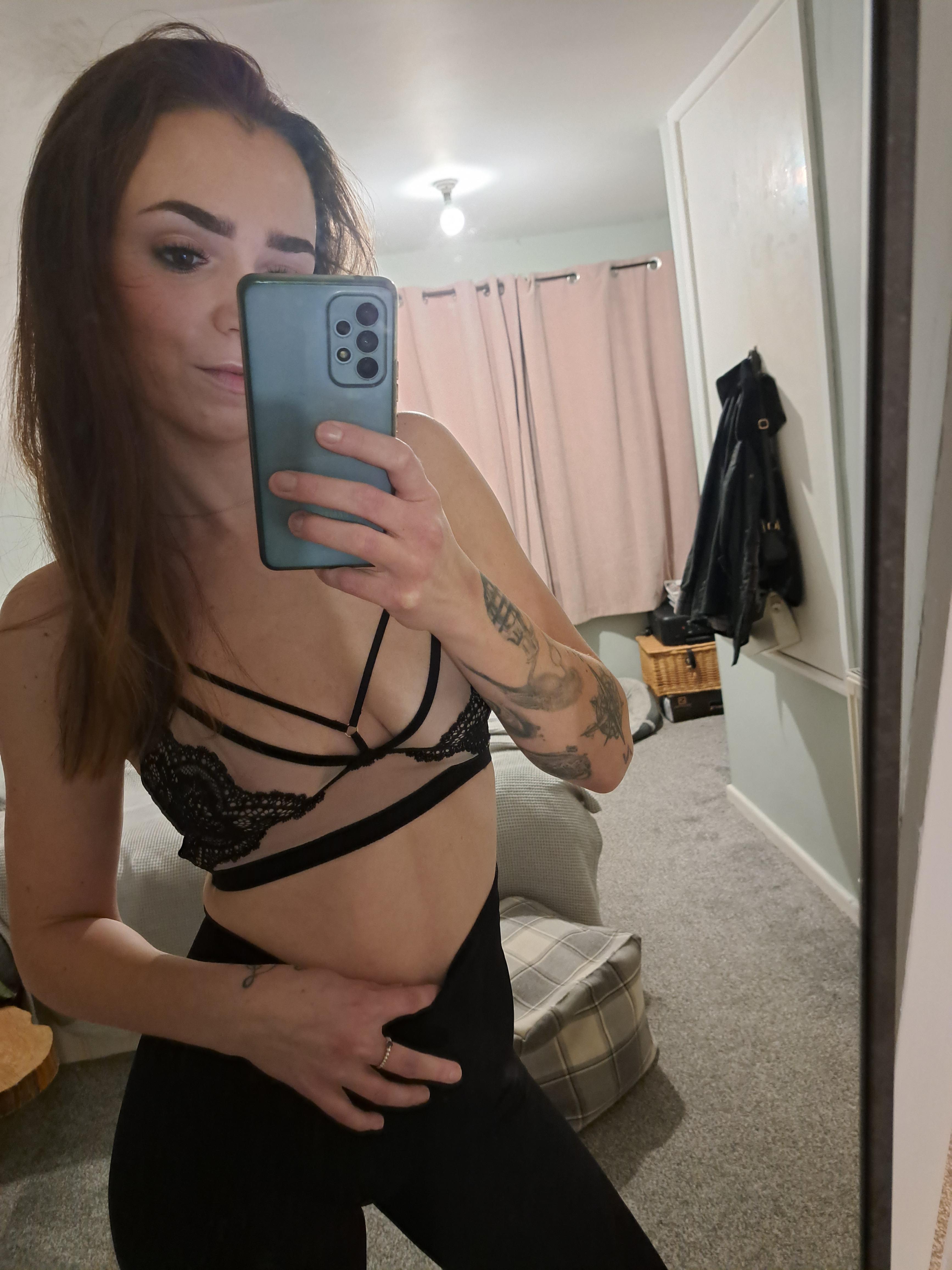 https://cdn.adultwork.com/gallery/G14/10364592.jpg