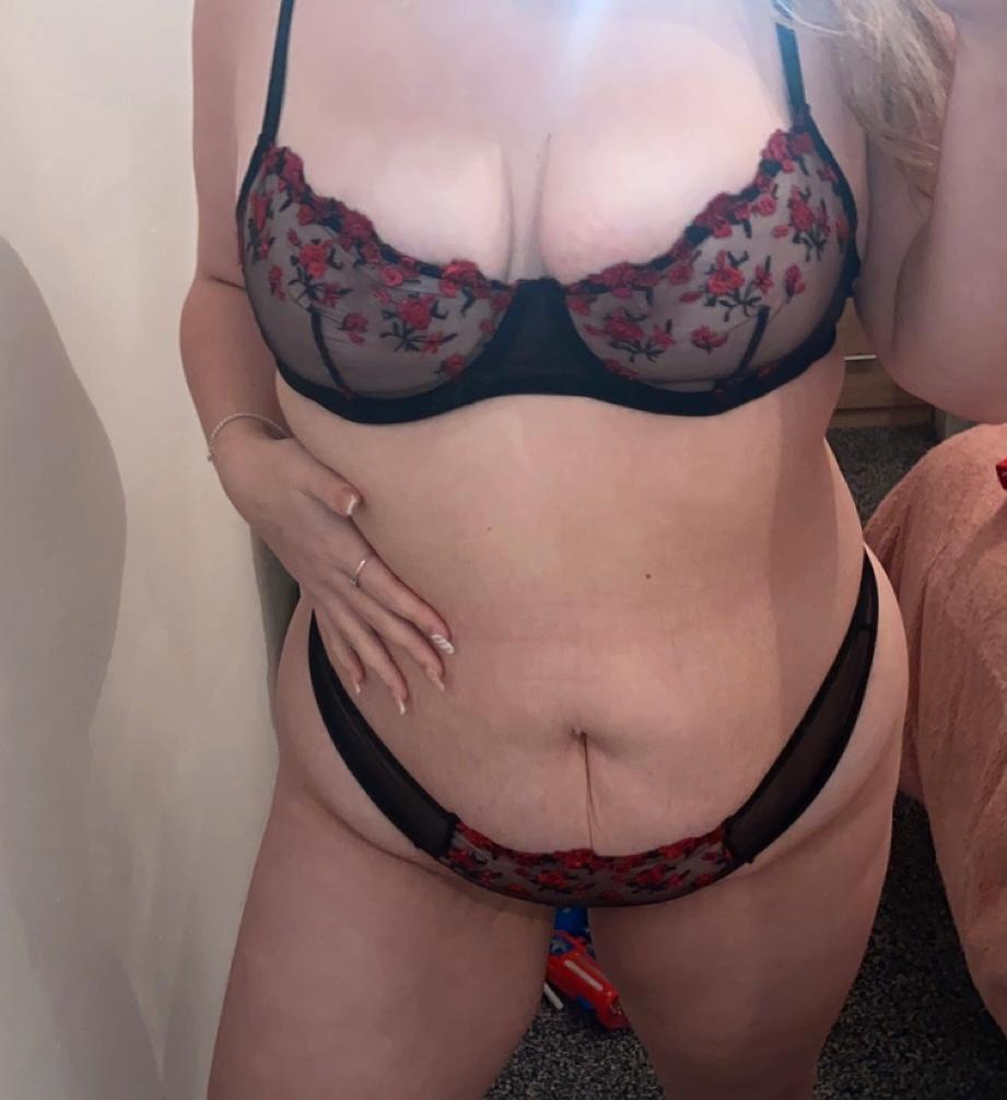 https://cdn.adultwork.com/gallery/G14/10364641.jpg