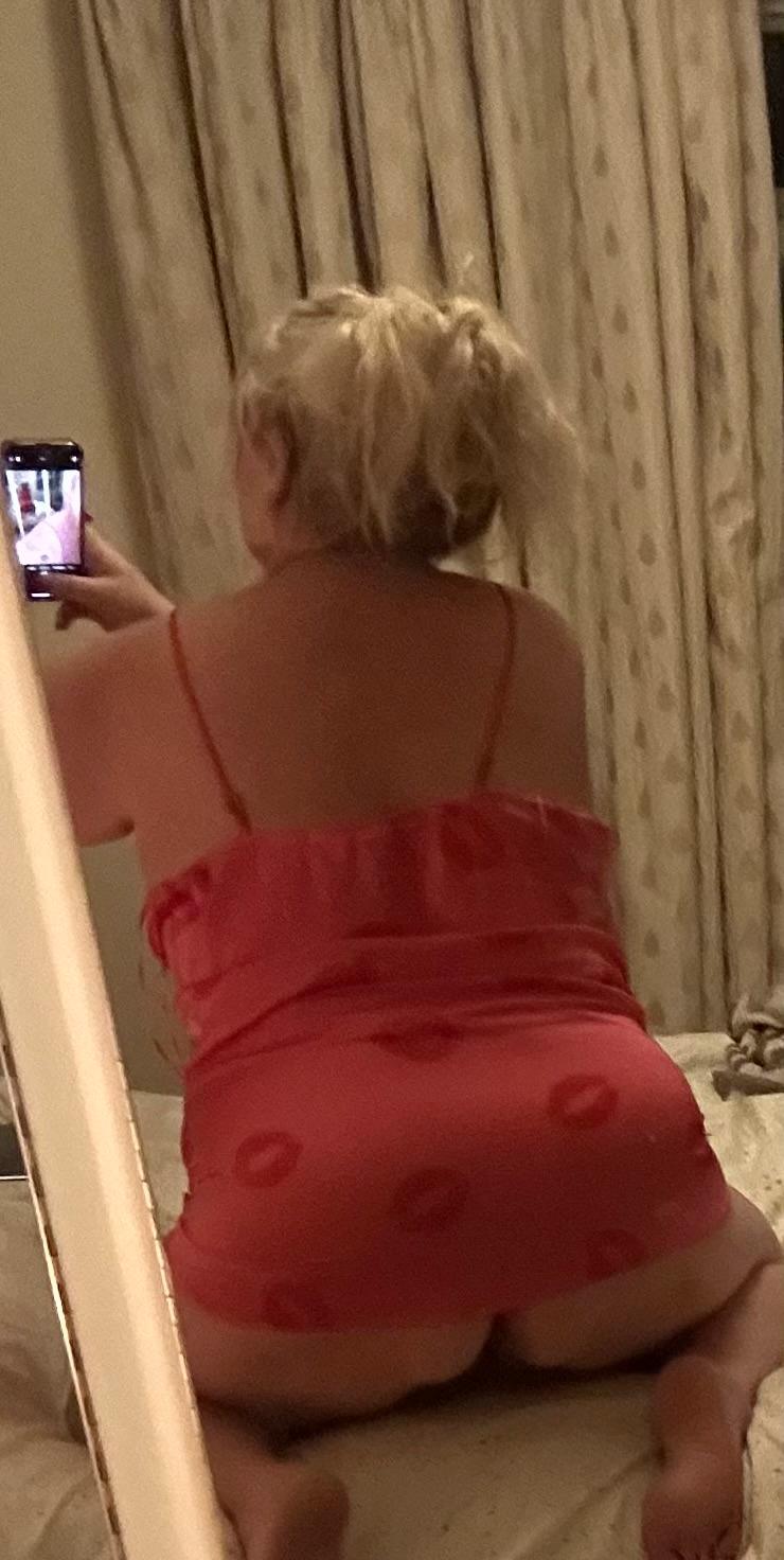 https://cdn.adultwork.com/gallery/G14/10364728.jpg