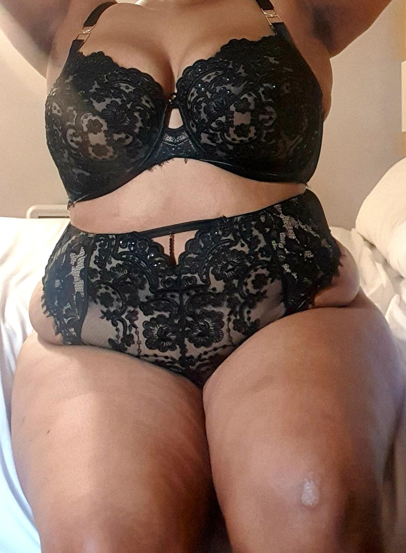 https://cdn.adultwork.com/gallery/G14/10366260.jpg