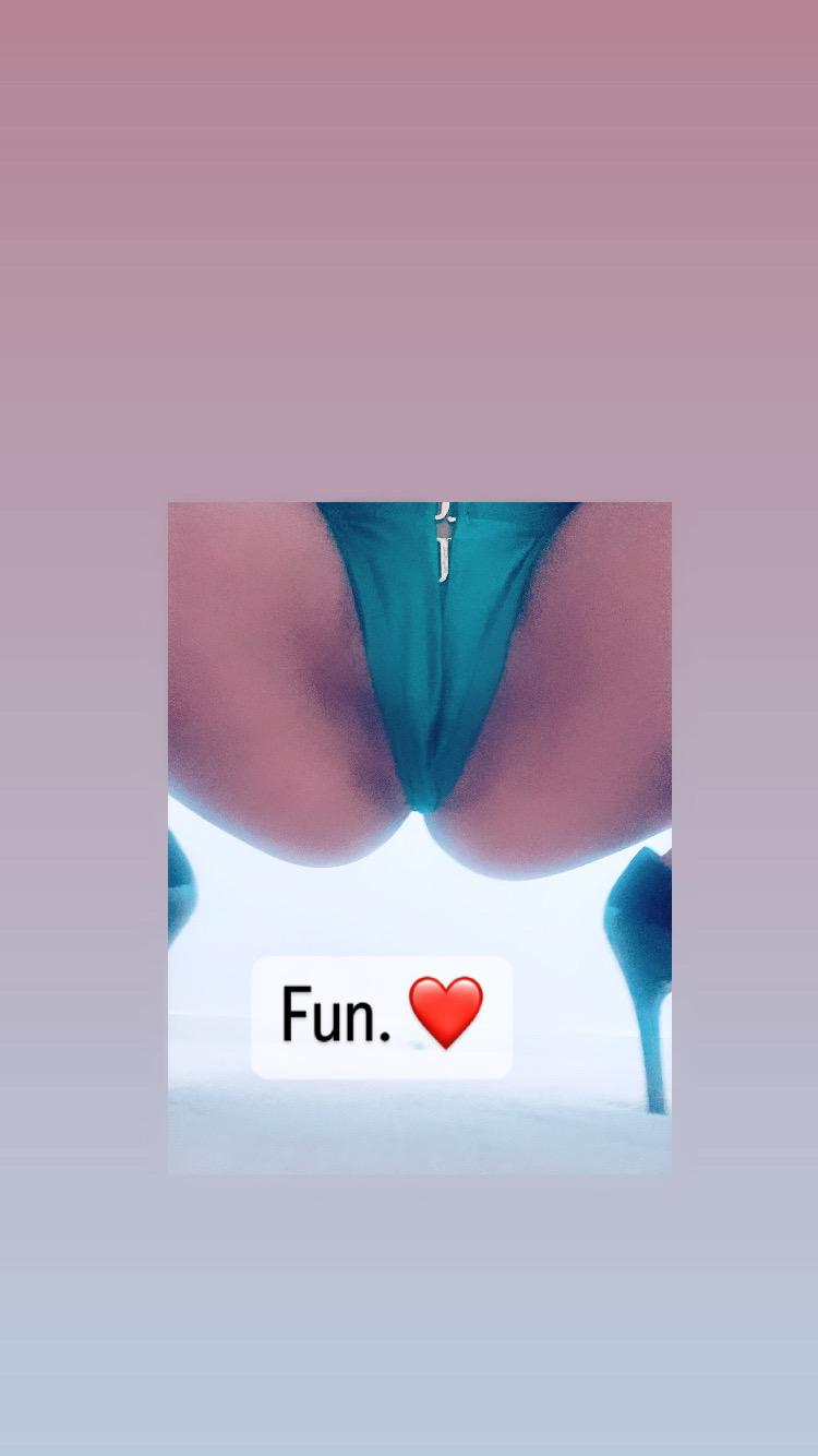 https://cdn.adultwork.com/gallery/G14/10403319.jpg