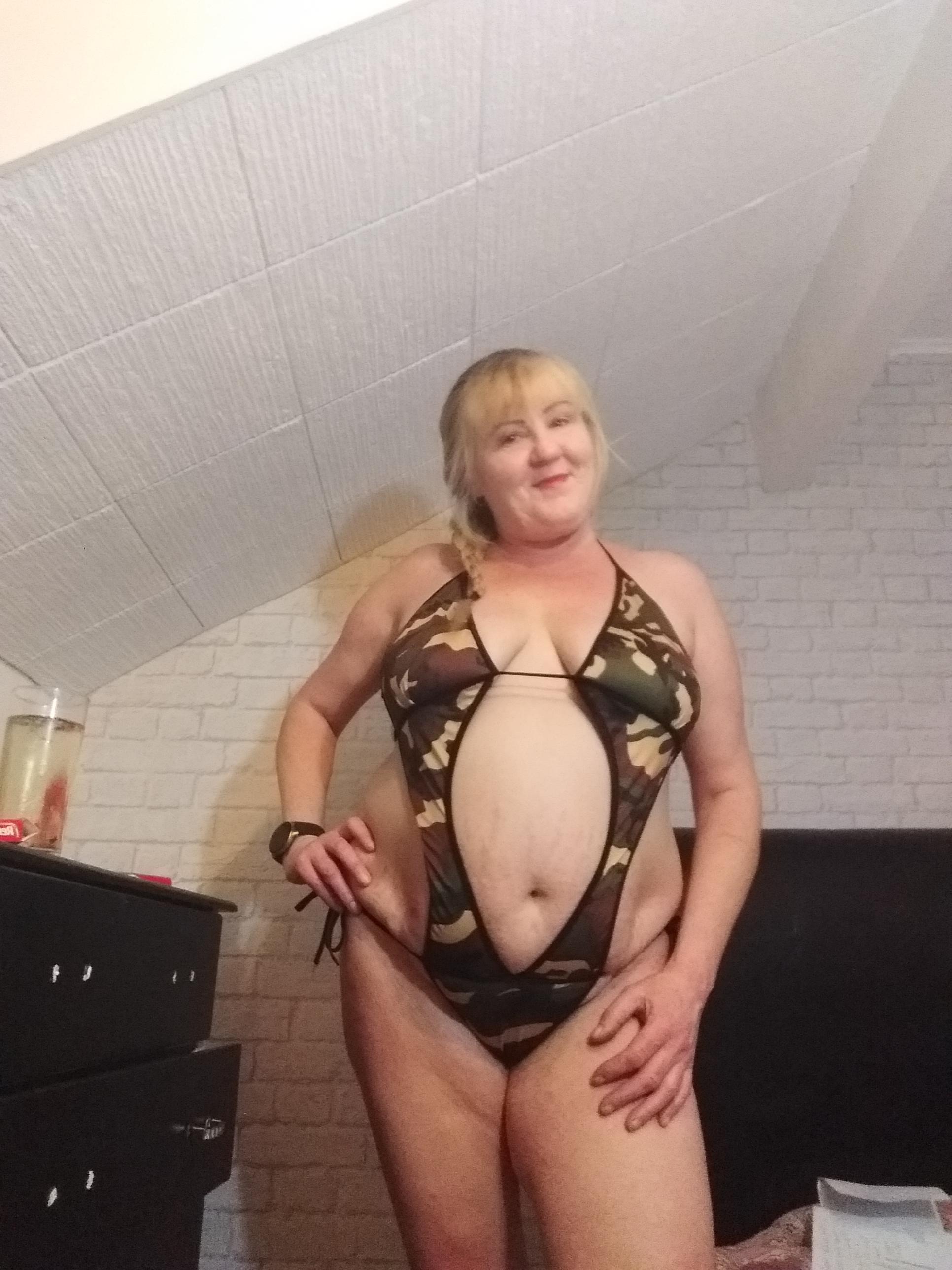 https://cdn.adultwork.com/gallery/G14/10403922.jpg