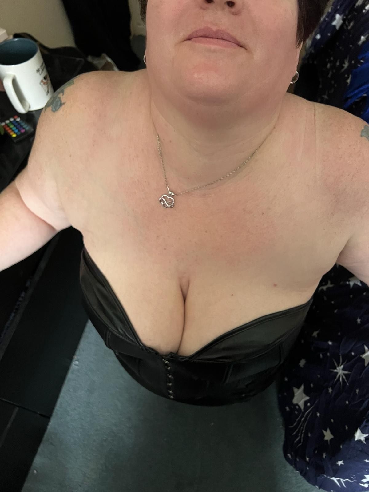 https://cdn.adultwork.com/gallery/G14/10470279.jpg