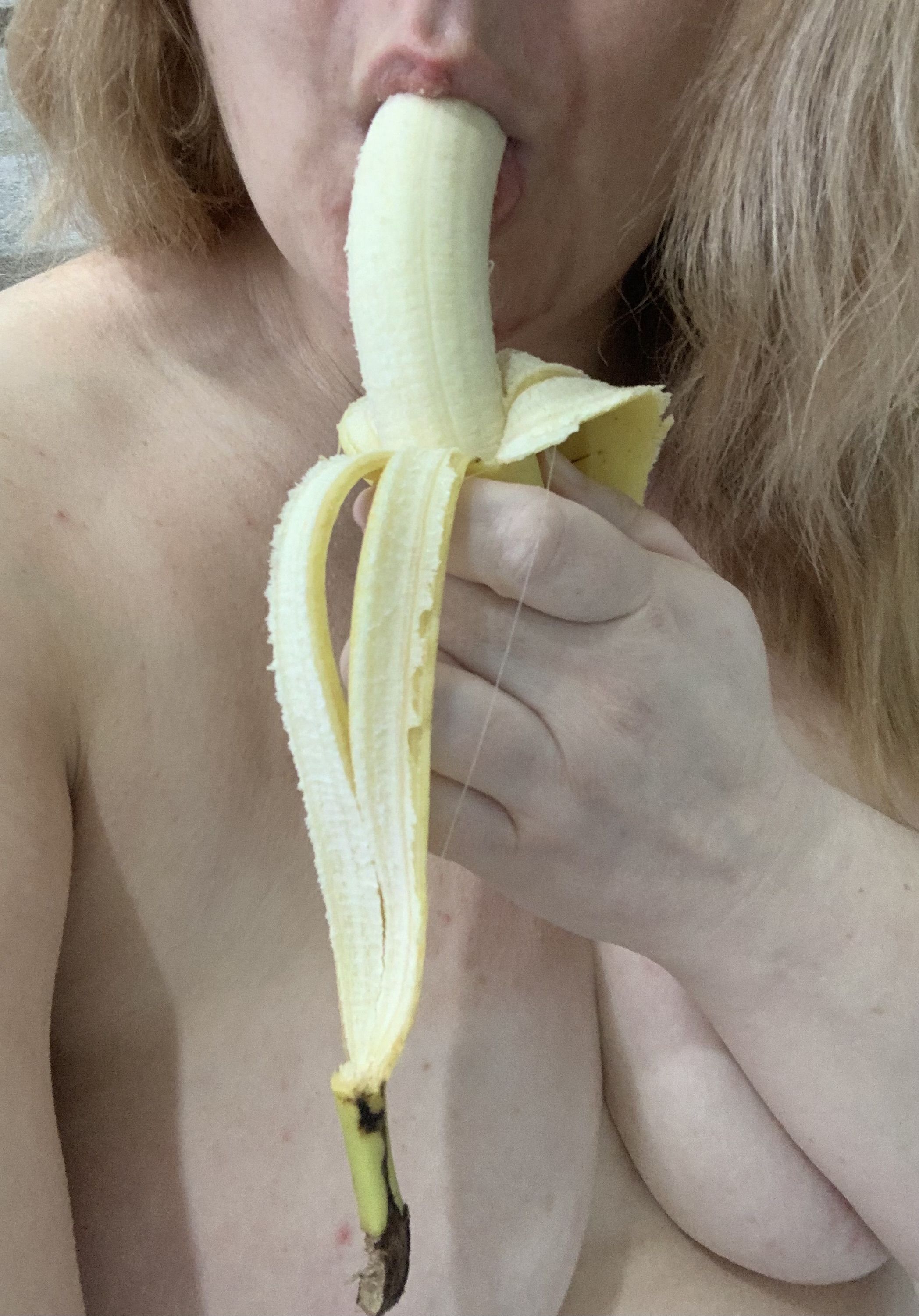 https://cdn.adultwork.com/gallery/G14/10470995.jpg