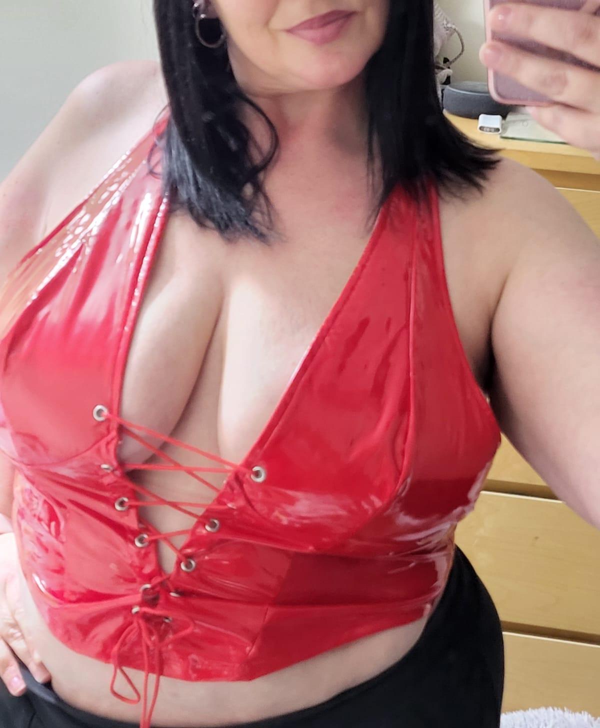 https://cdn.adultwork.com/gallery/G14/10475741.jpg