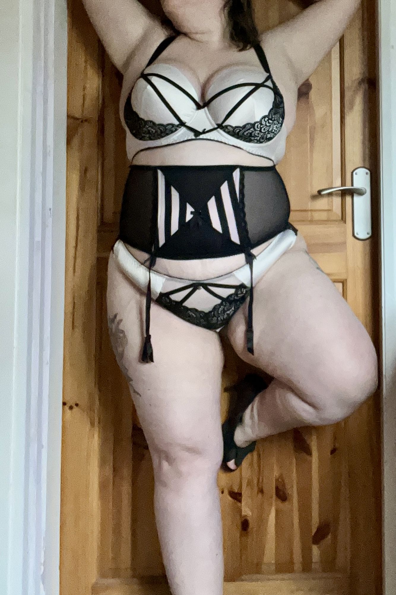 https://cdn.adultwork.com/gallery/G14/10487453.jpg