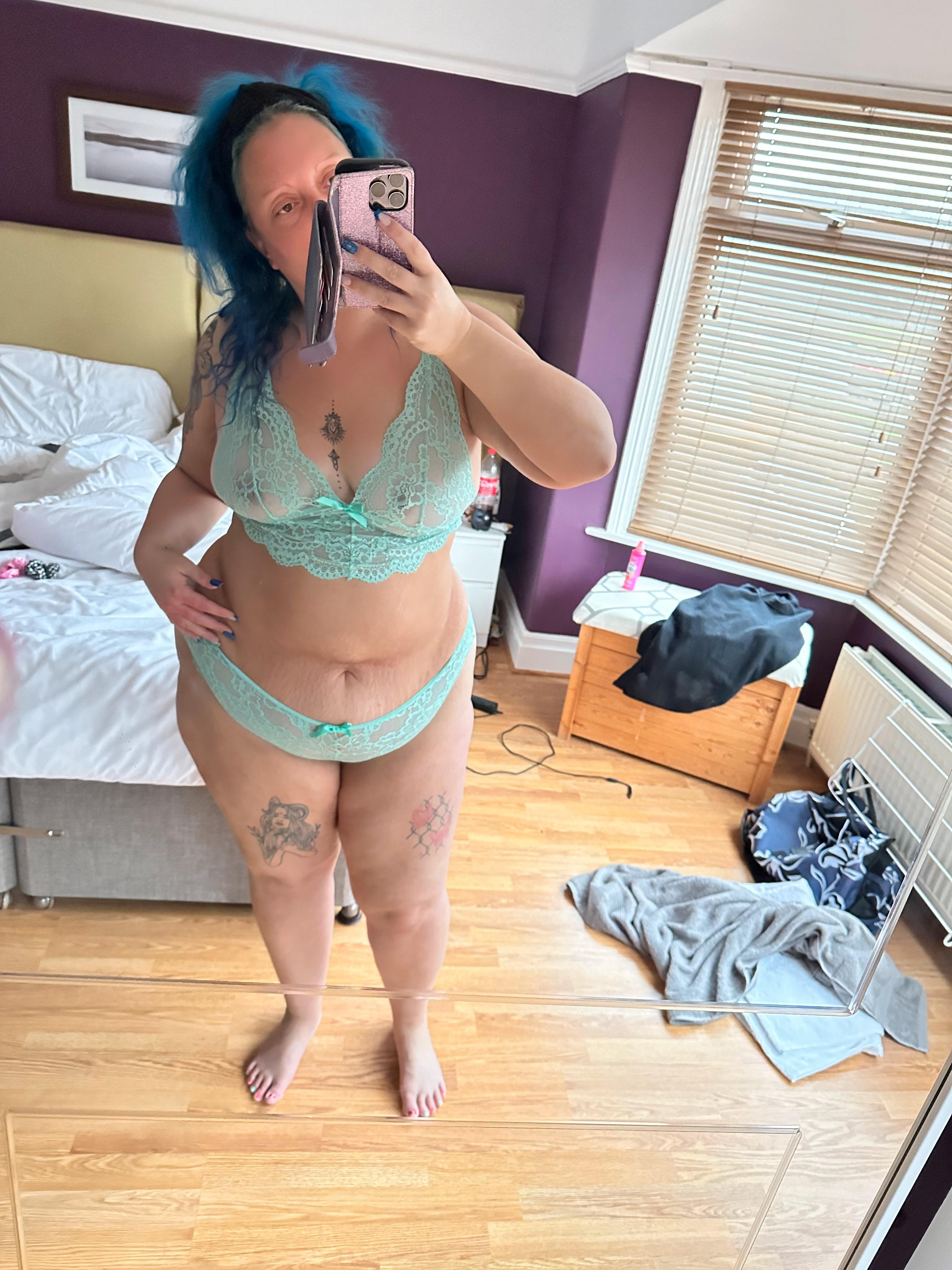 https://cdn.adultwork.com/gallery/G14/10487554.jpg