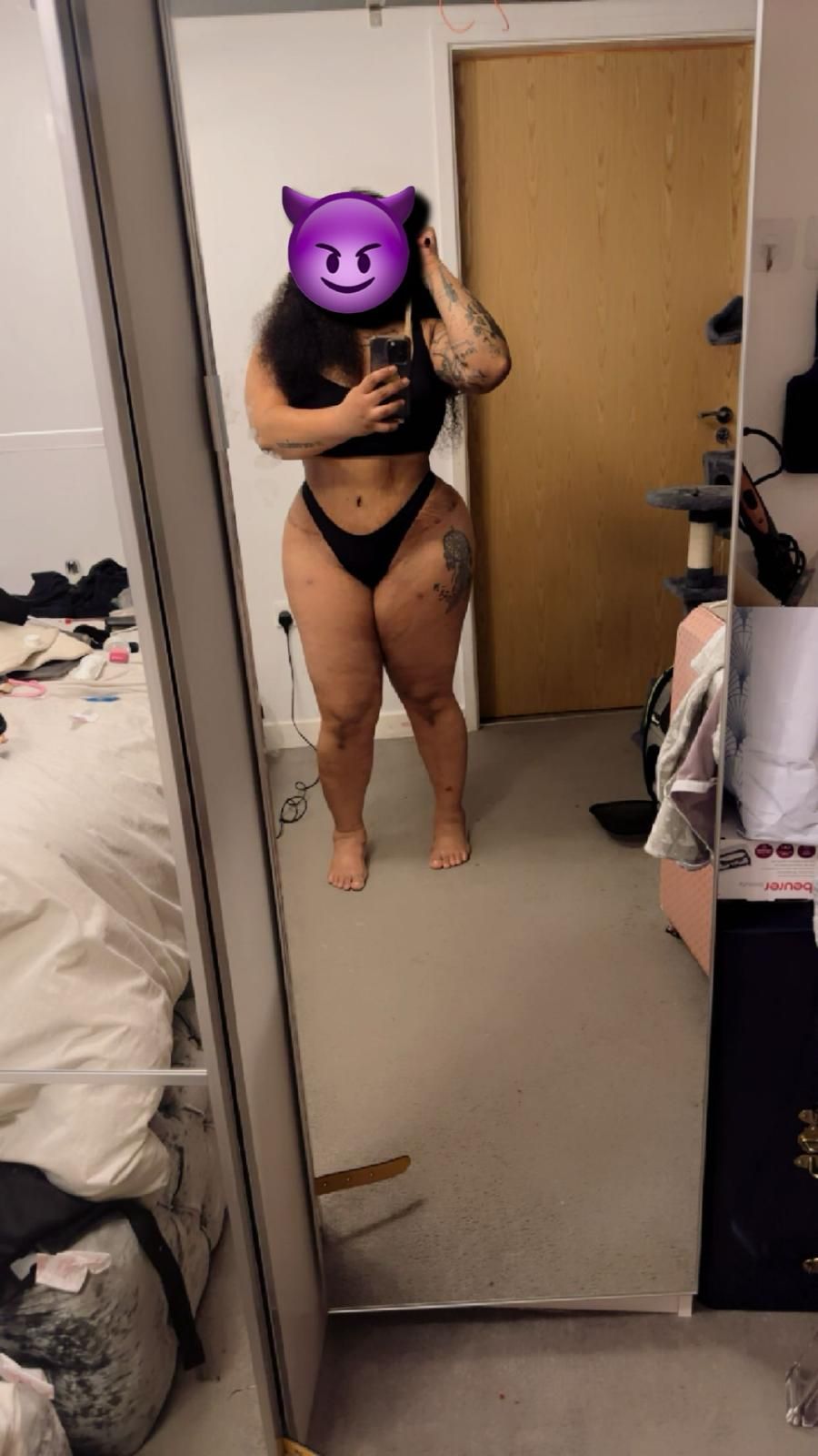 https://cdn.adultwork.com/gallery/G14/10487880.jpg