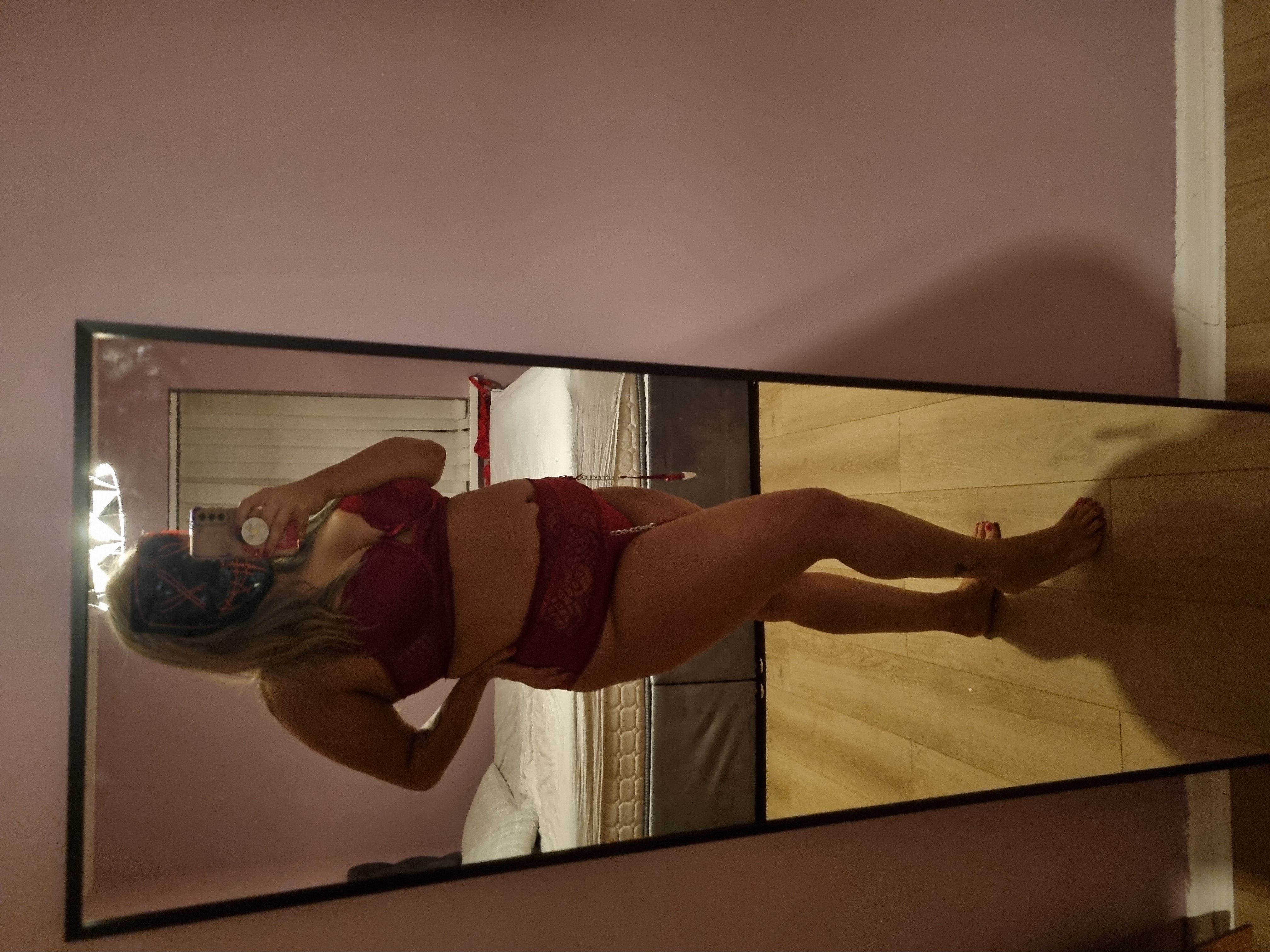 https://cdn.adultwork.com/gallery/G14/10489125.jpg