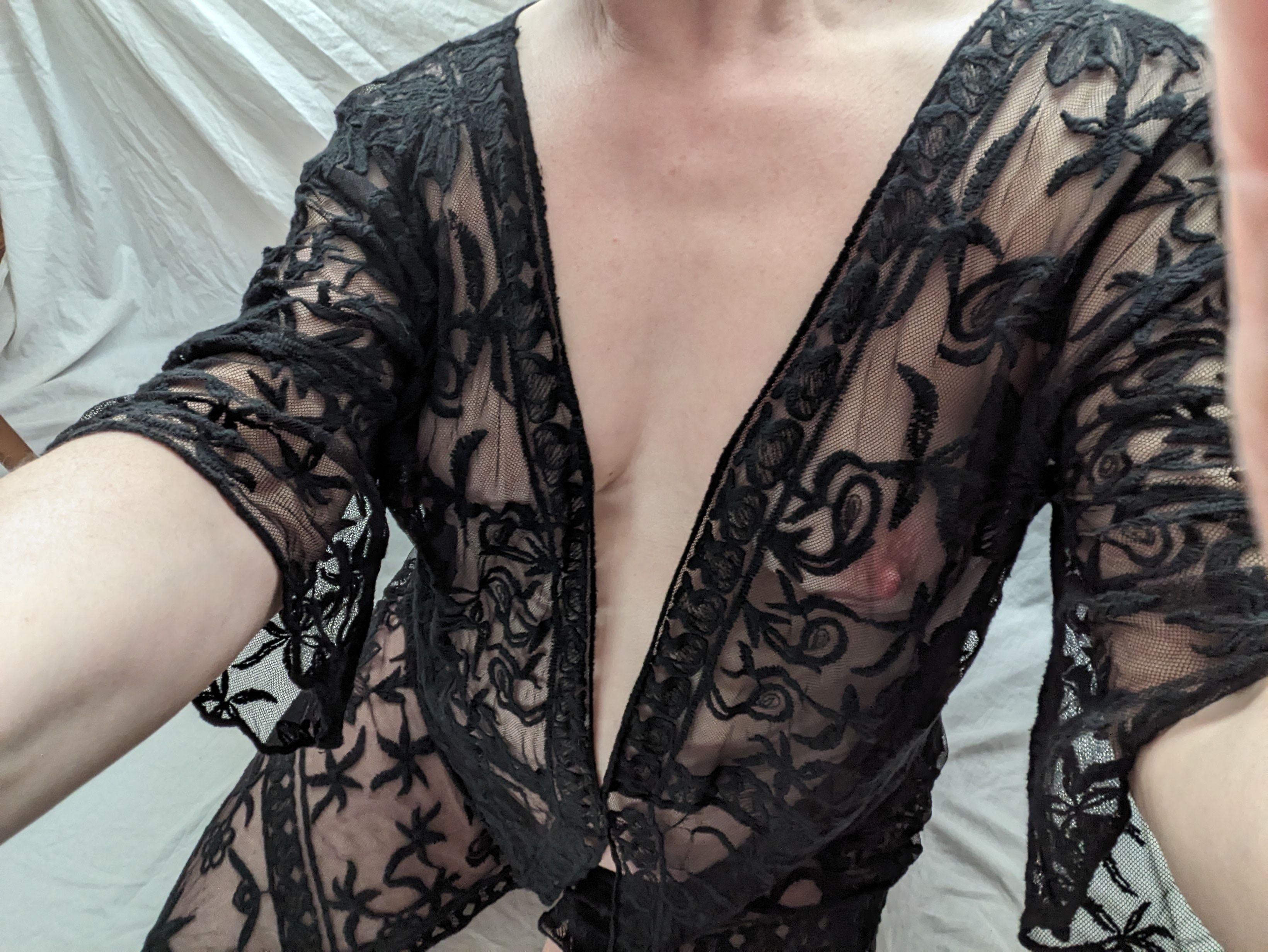 https://cdn.adultwork.com/gallery/G14/10489825.jpg