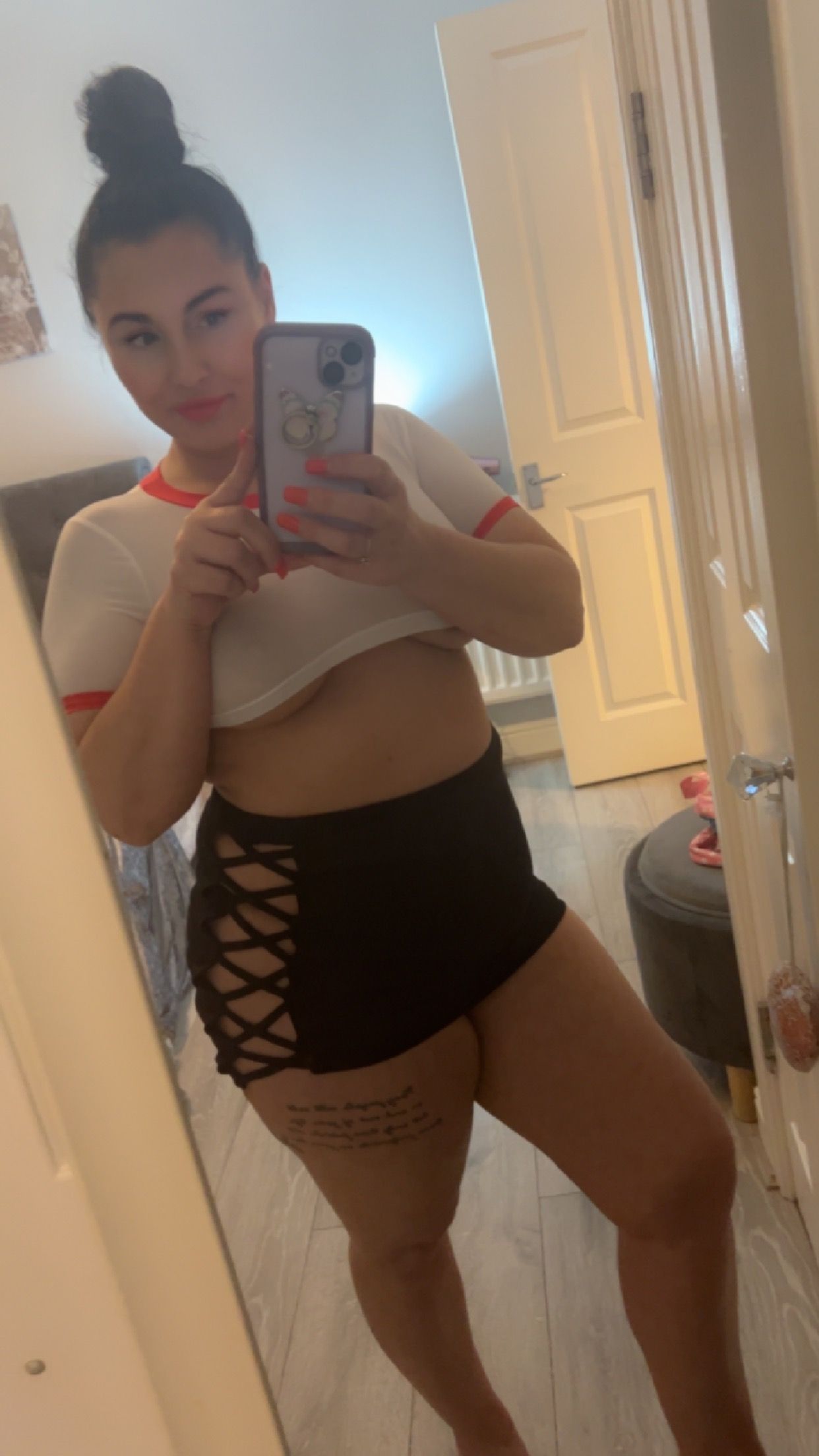 https://cdn.adultwork.com/gallery/G14/10512295.jpg