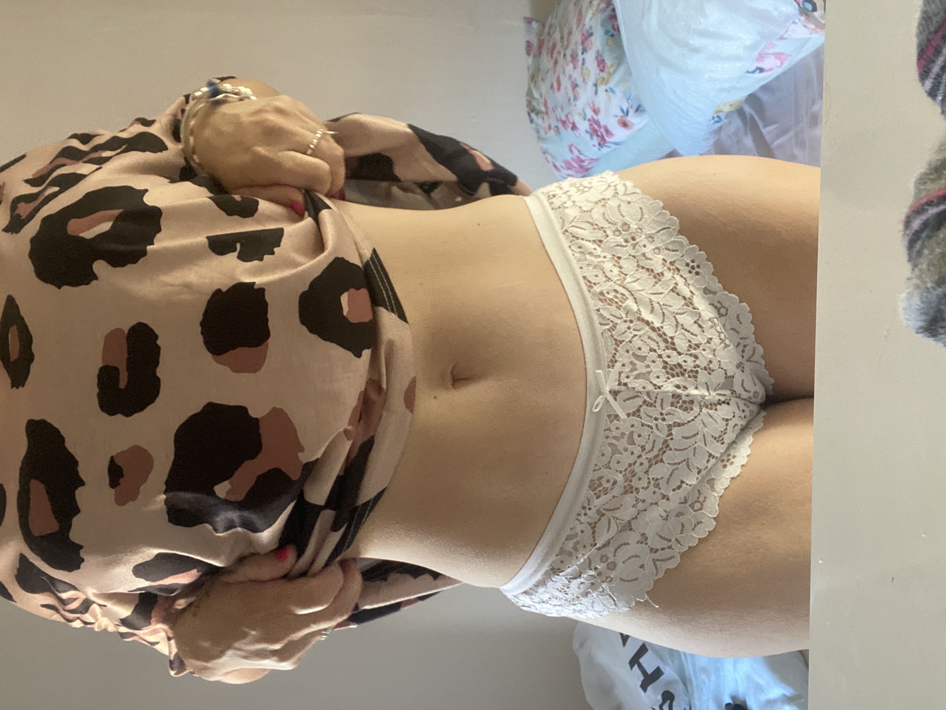 https://cdn.adultwork.com/gallery/G14/10610822.jpg