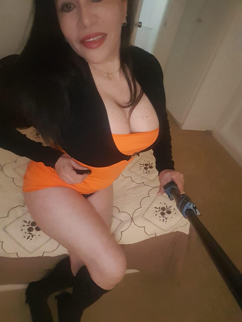 https://cdn.adultwork.com/gallery/G14/10630152.jpg