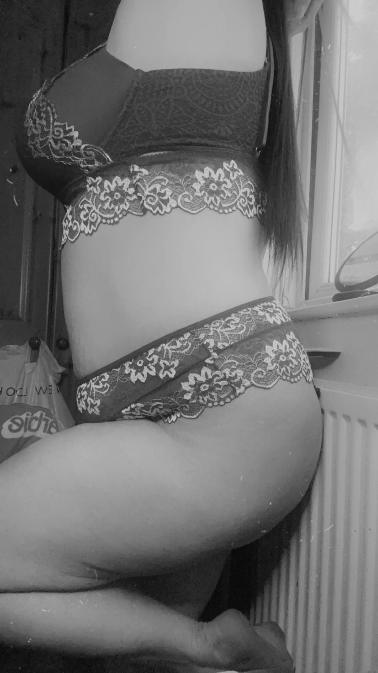 https://cdn.adultwork.com/gallery/G14/10640058.jpg