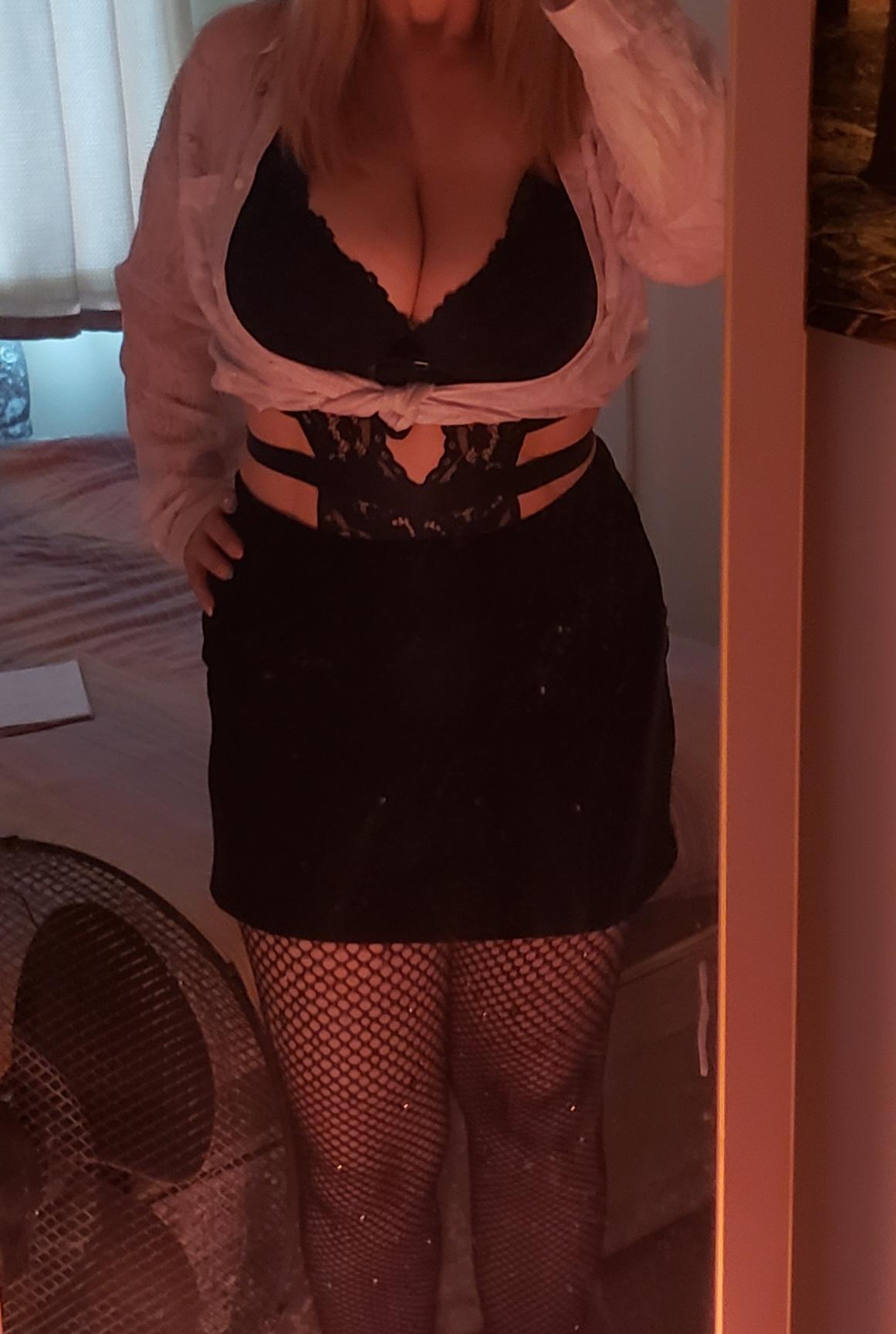 https://cdn.adultwork.com/gallery/G14/10650432.jpg