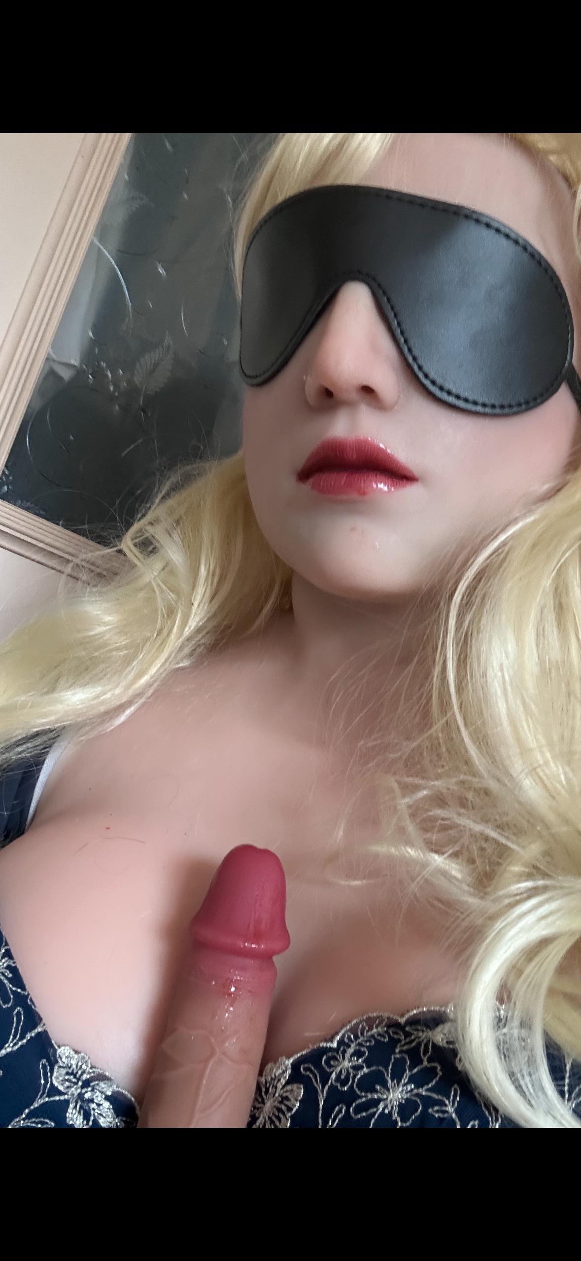 https://cdn.adultwork.com/gallery/G14/10650822.jpg