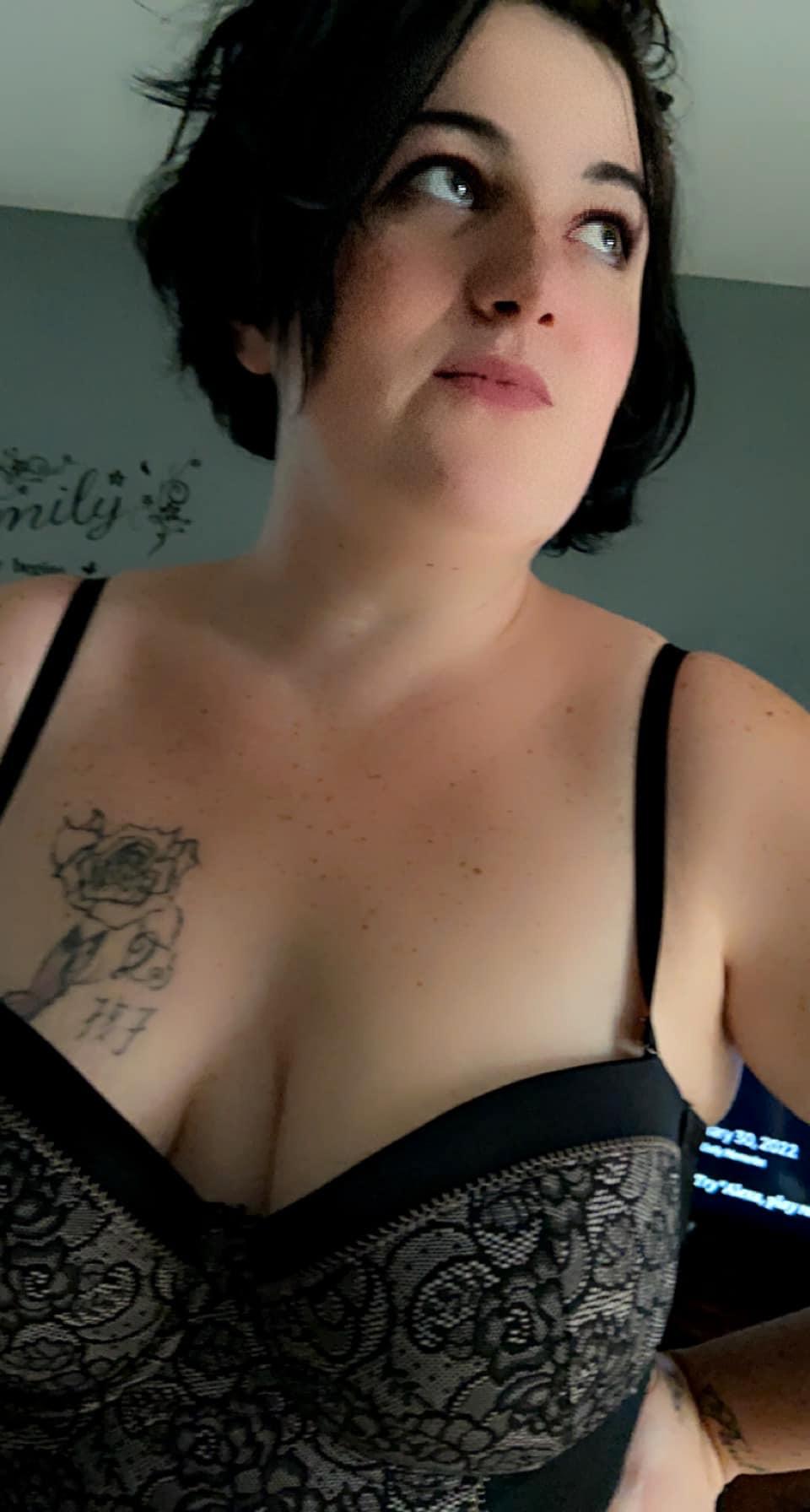 https://cdn.adultwork.com/gallery/G14/10670318.jpg