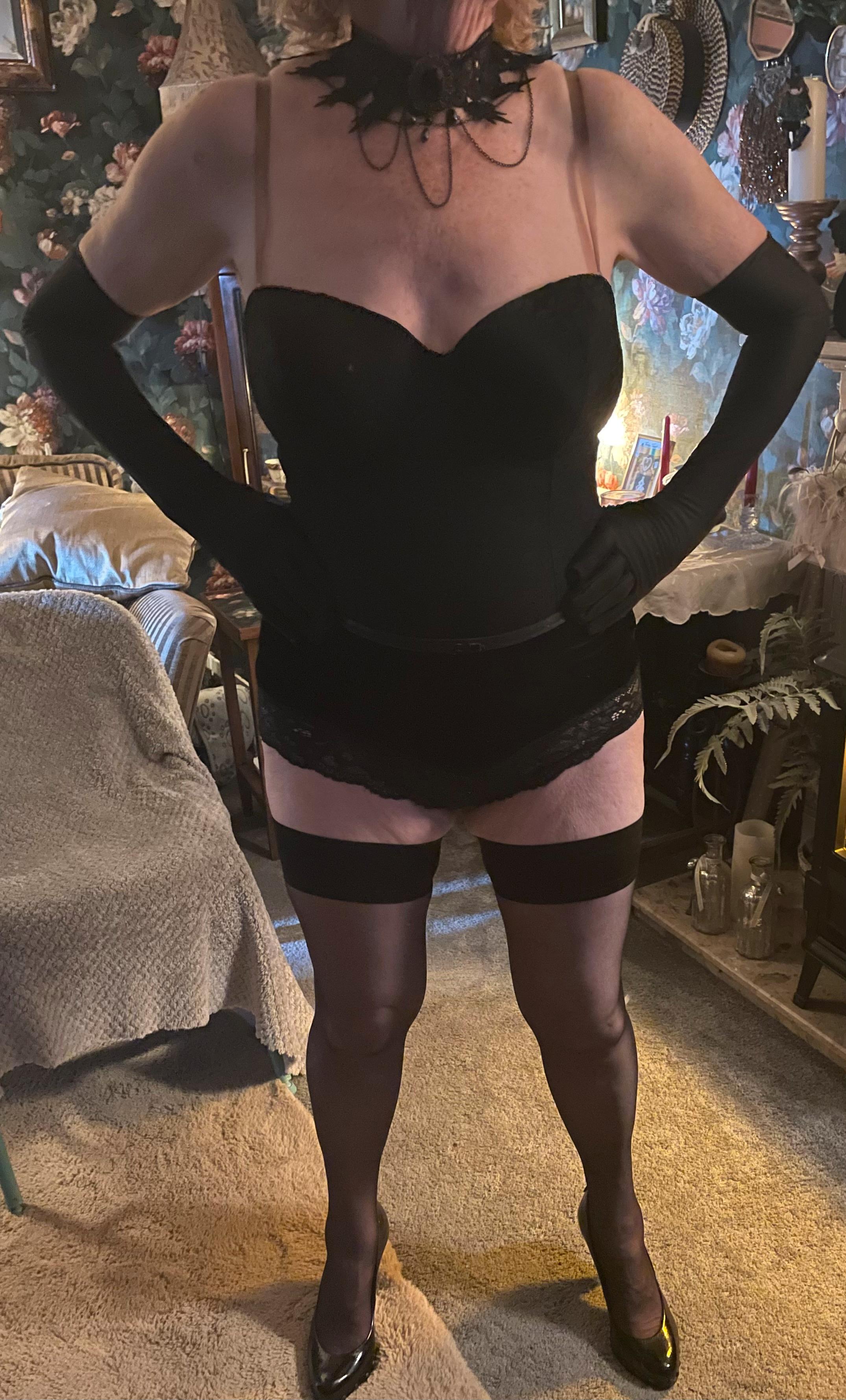 https://cdn.adultwork.com/gallery/G14/10670633.jpg