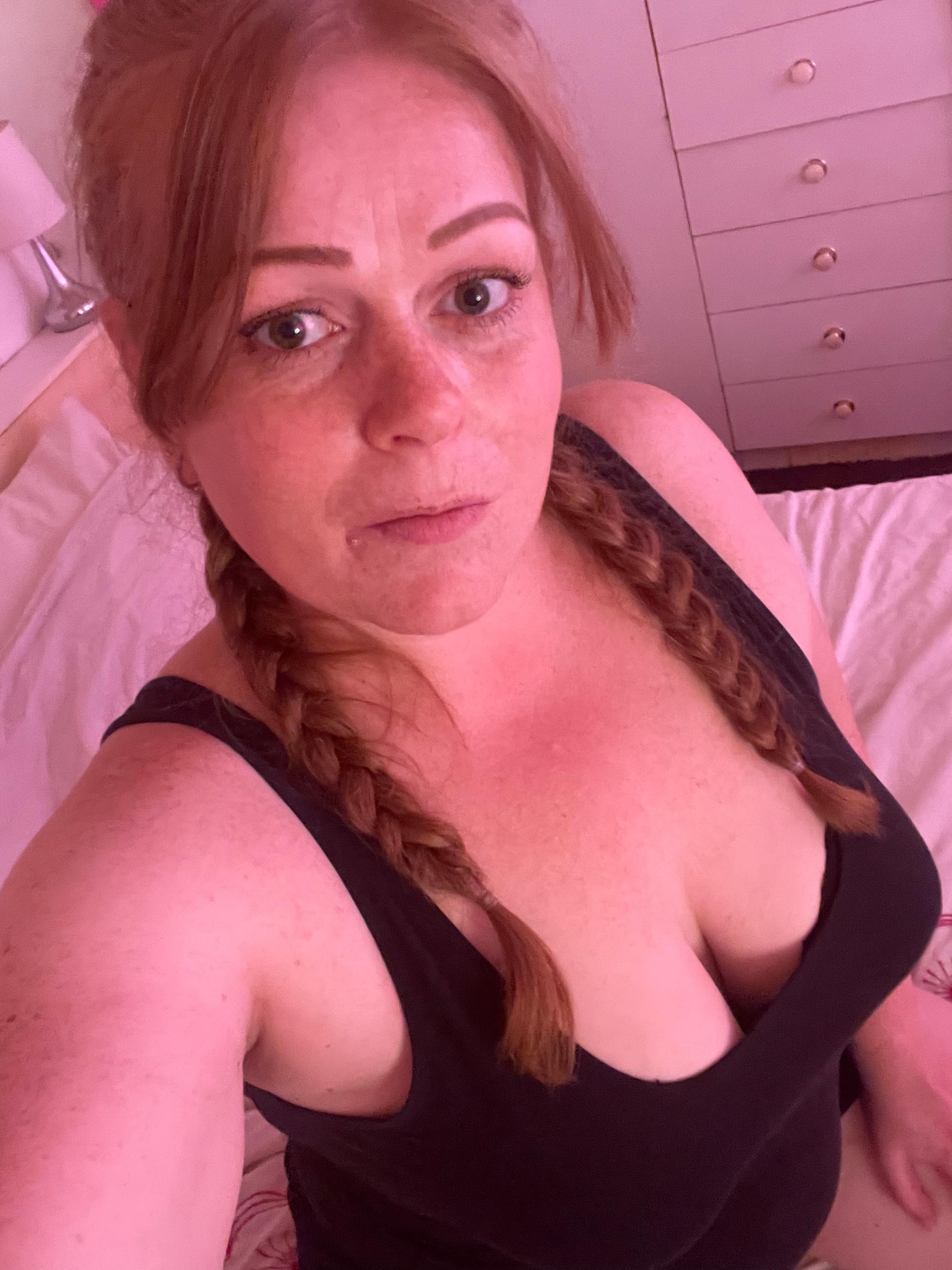 https://cdn.adultwork.com/gallery/G14/10670765.jpg