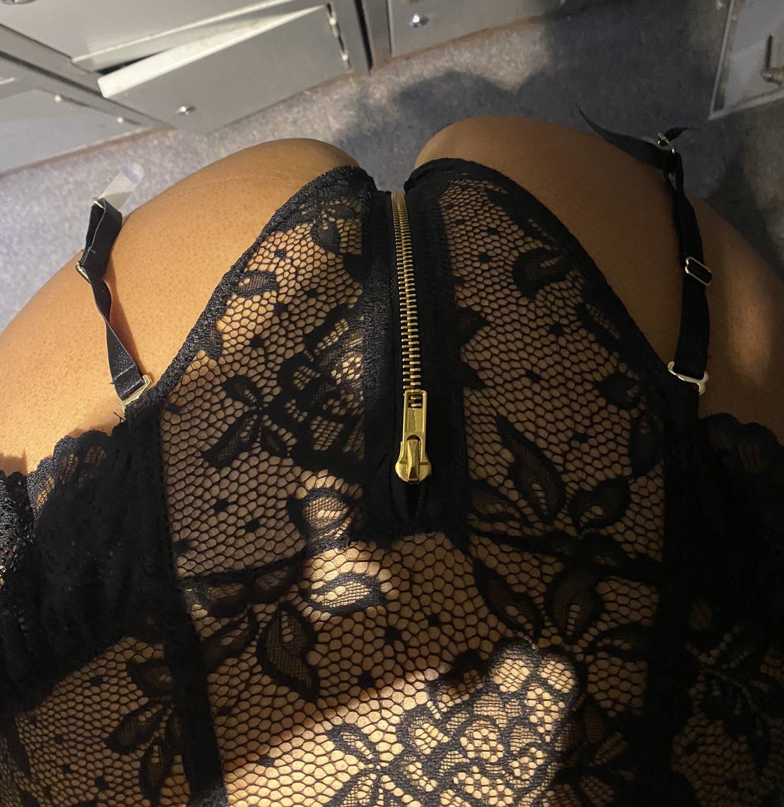 https://cdn.adultwork.com/gallery/G14/10676981.jpg