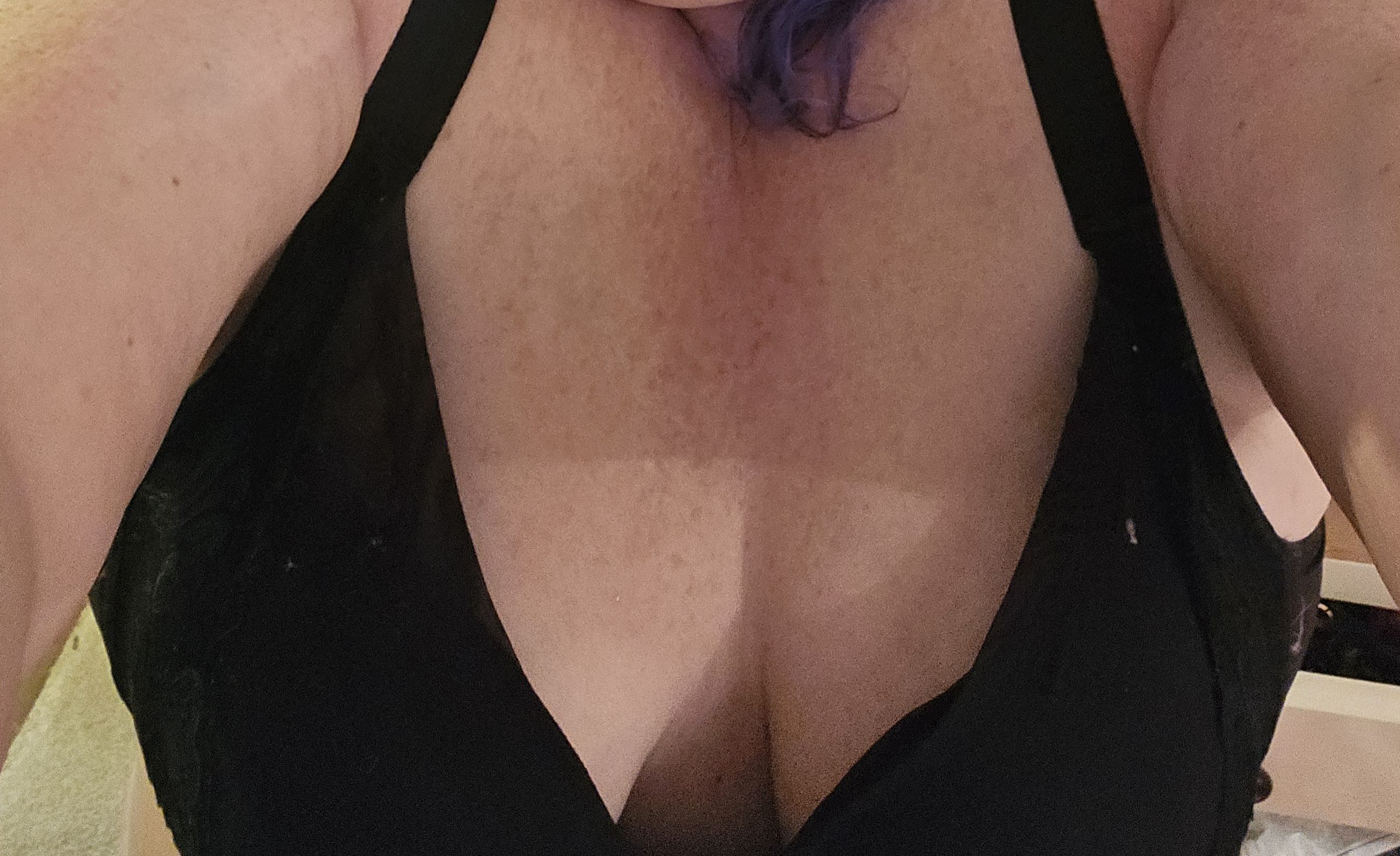 https://cdn.adultwork.com/gallery/G14/10750294.jpg