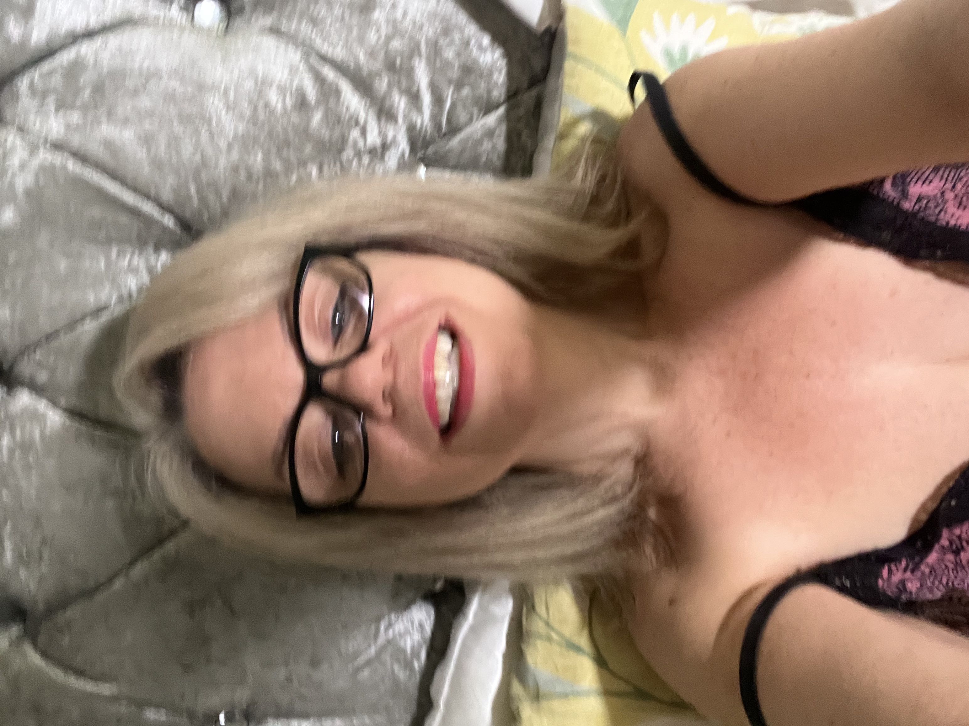 https://cdn.adultwork.com/gallery/G14/10750503.jpg