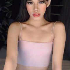 SEXY_PETITE_KATE