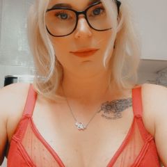 Profile Image for Curvy-x-Blonde on AdultWork.com