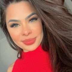 LARA_NAUGHTY HOT