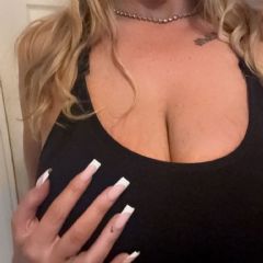 Profile Image for Sophiaaa-XO on AdultWork.com